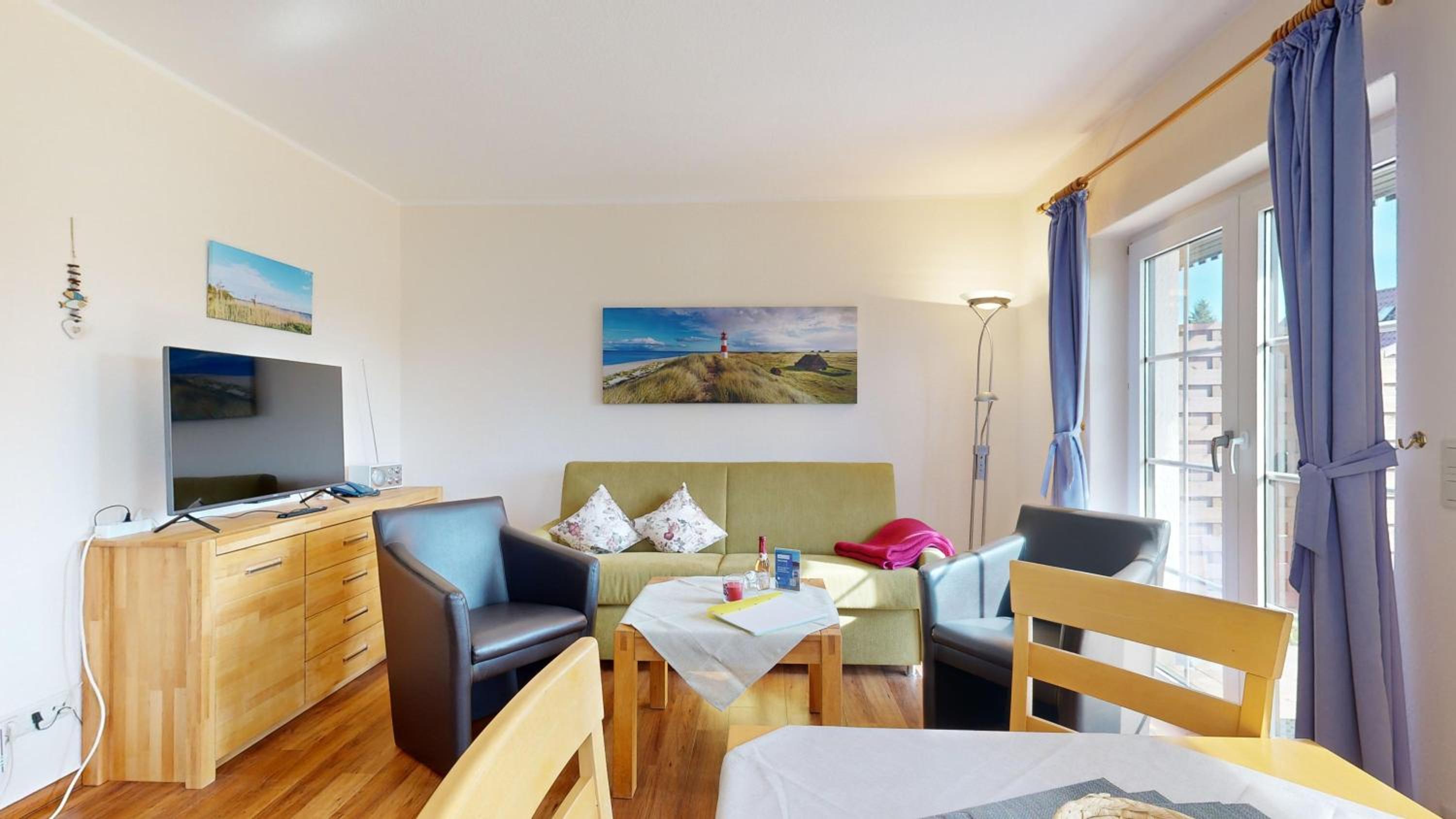 Ferienhaus Möwe, 2 Schlafzimmer, Balkon in Lancken Granitz