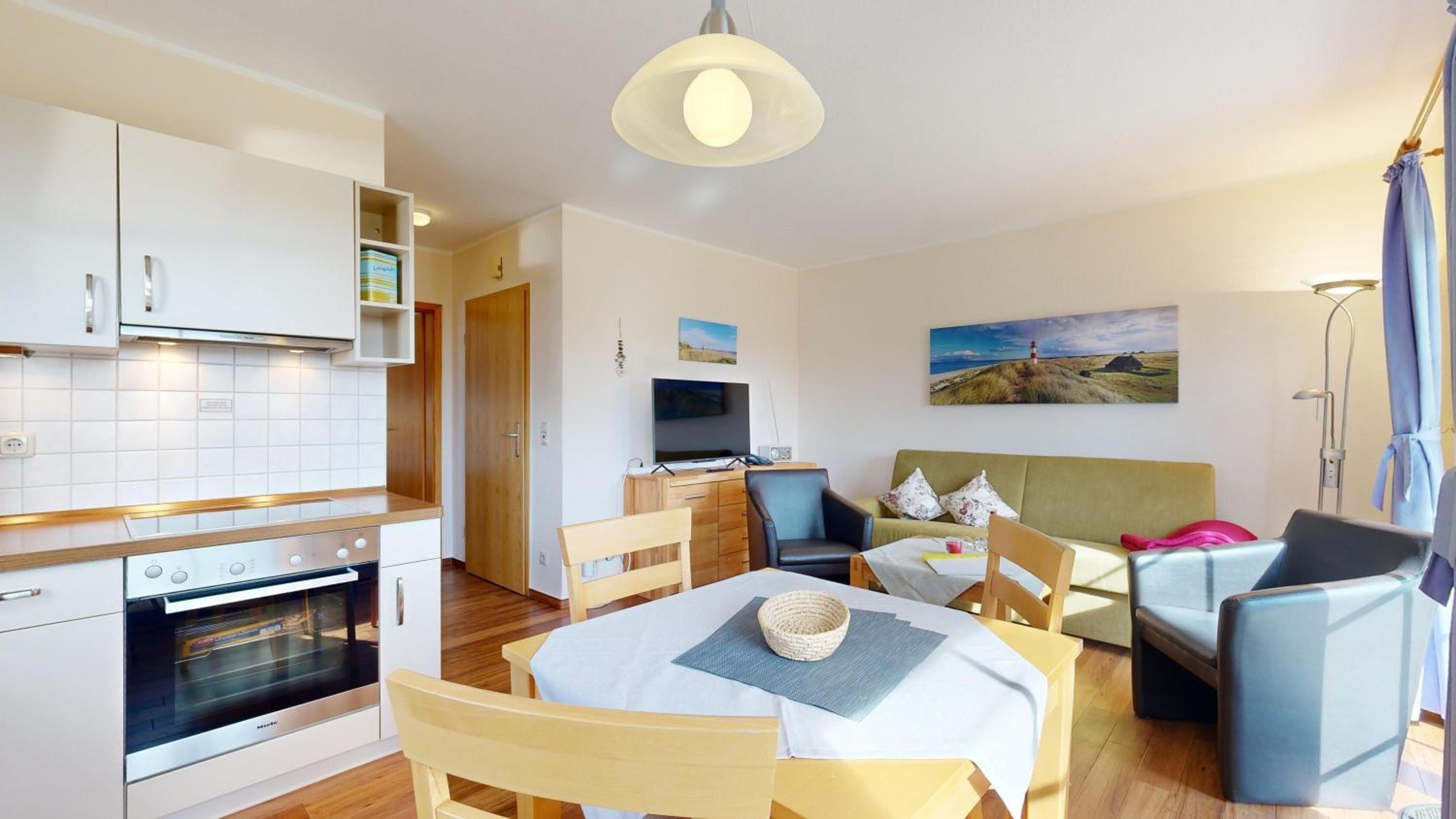 Ferienhaus Möwe, 2 Schlafzimmer, Balkon in Lancken Granitz