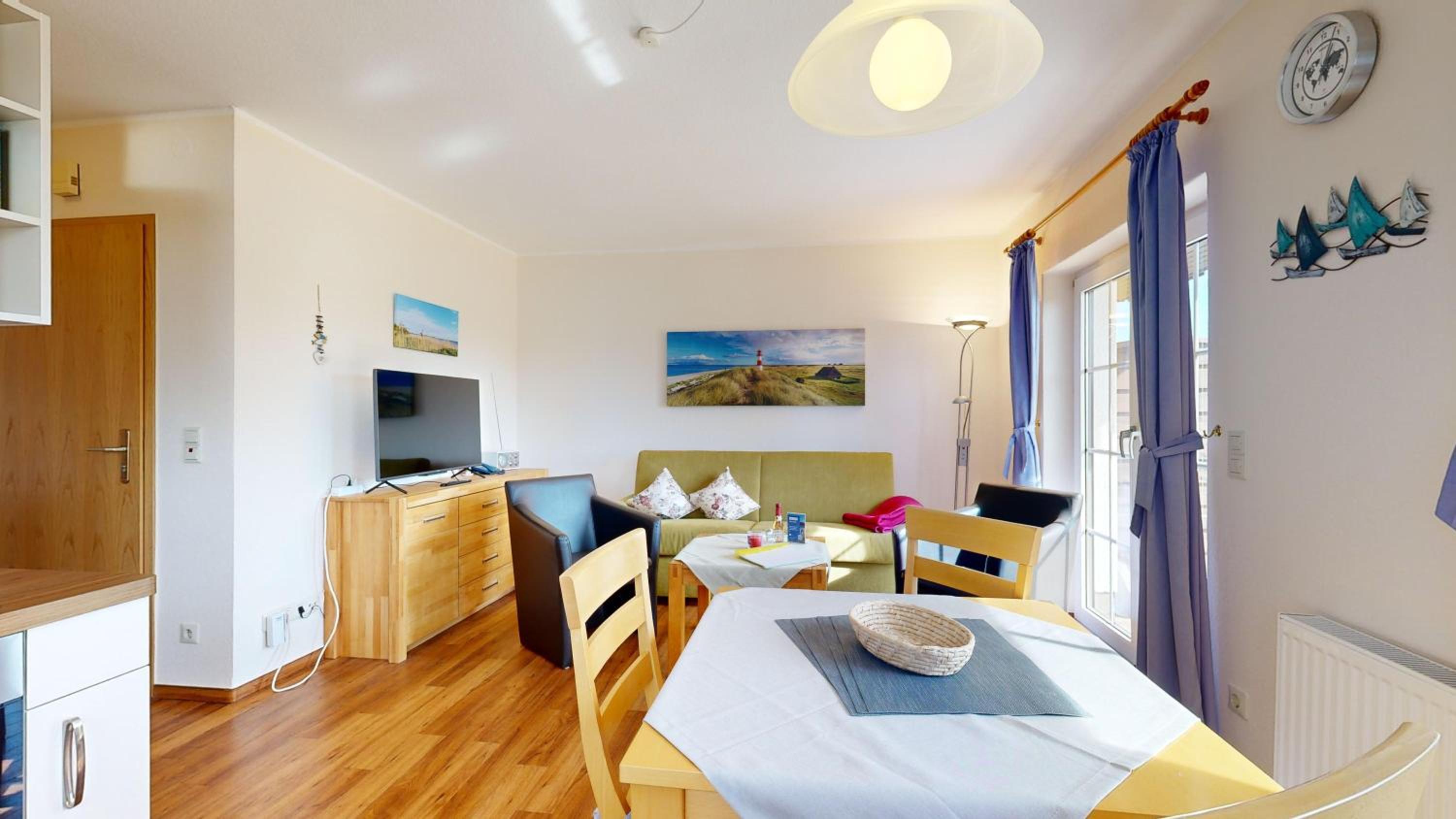 Ferienhaus Möwe, 2 Schlafzimmer, Balkon in Lancken Granitz