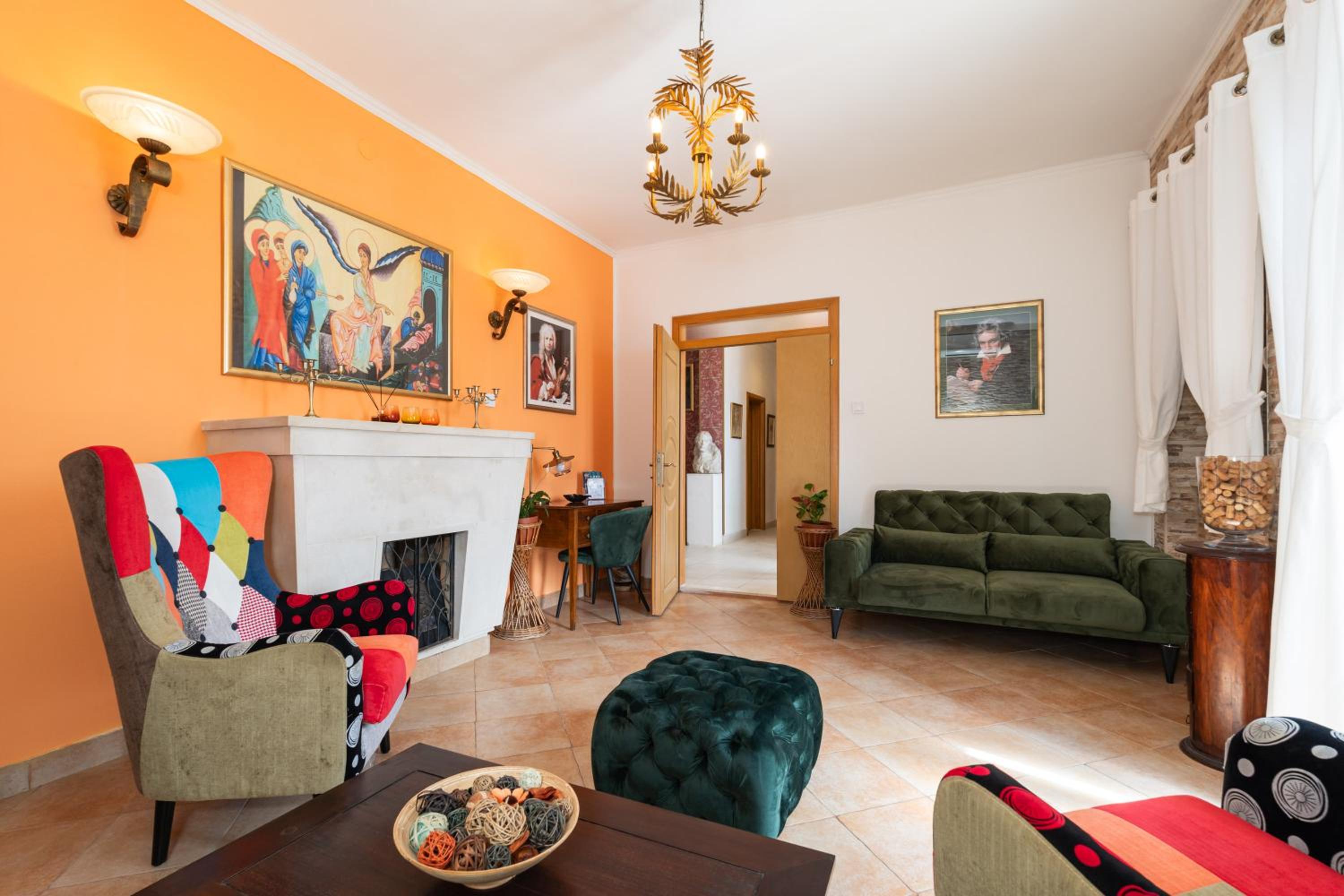 Villa Adrian