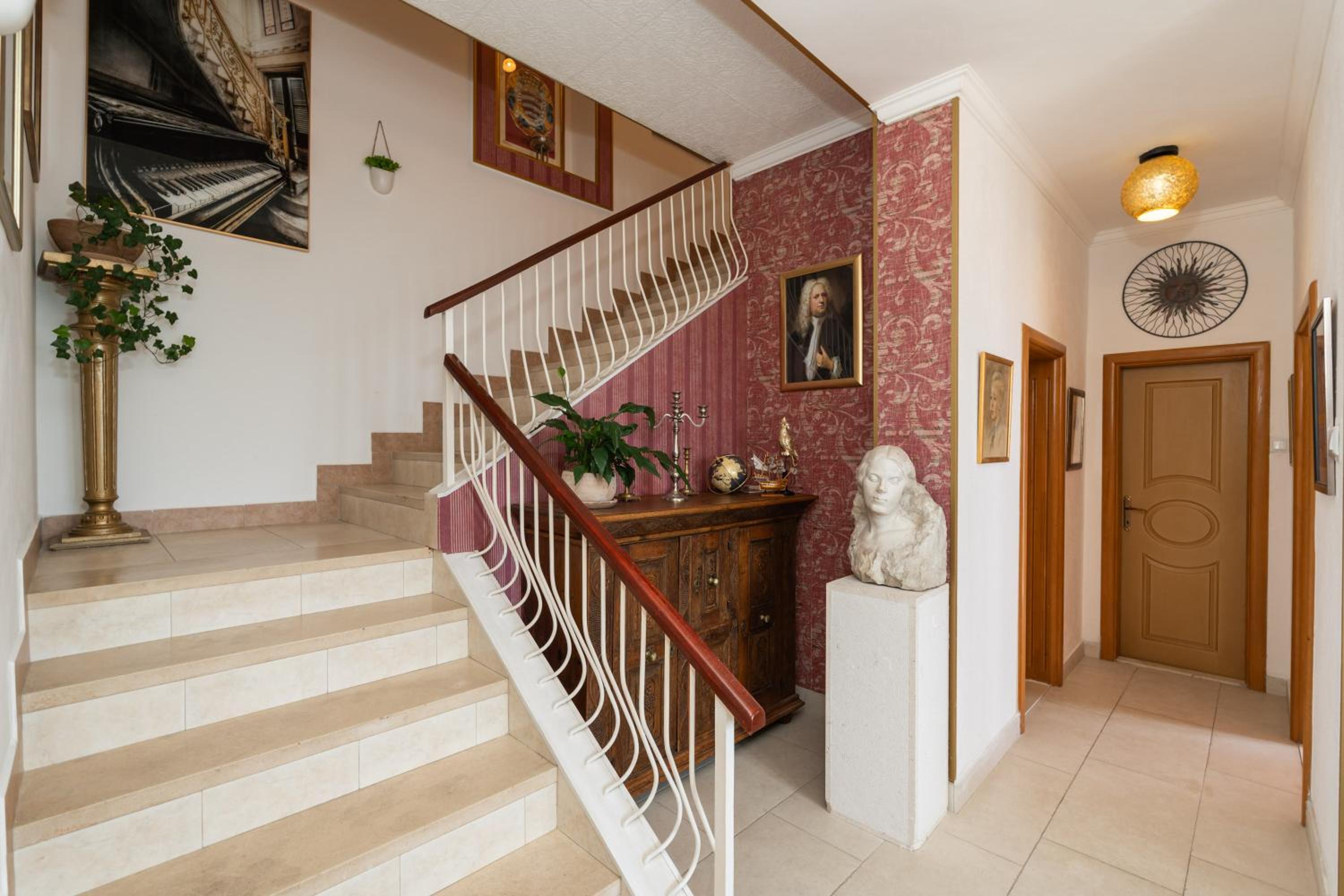 Villa Adrian