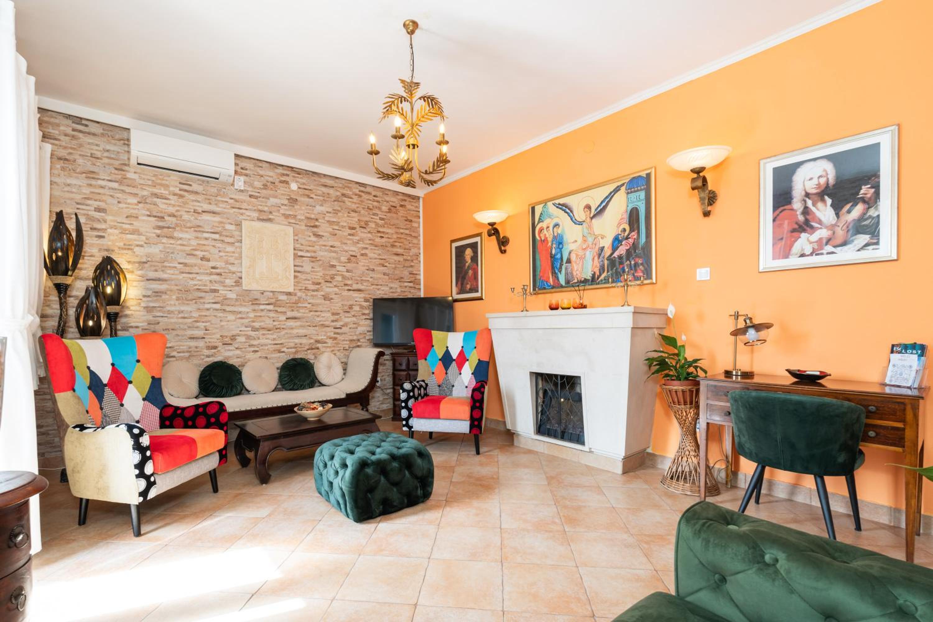 Villa Adrian
