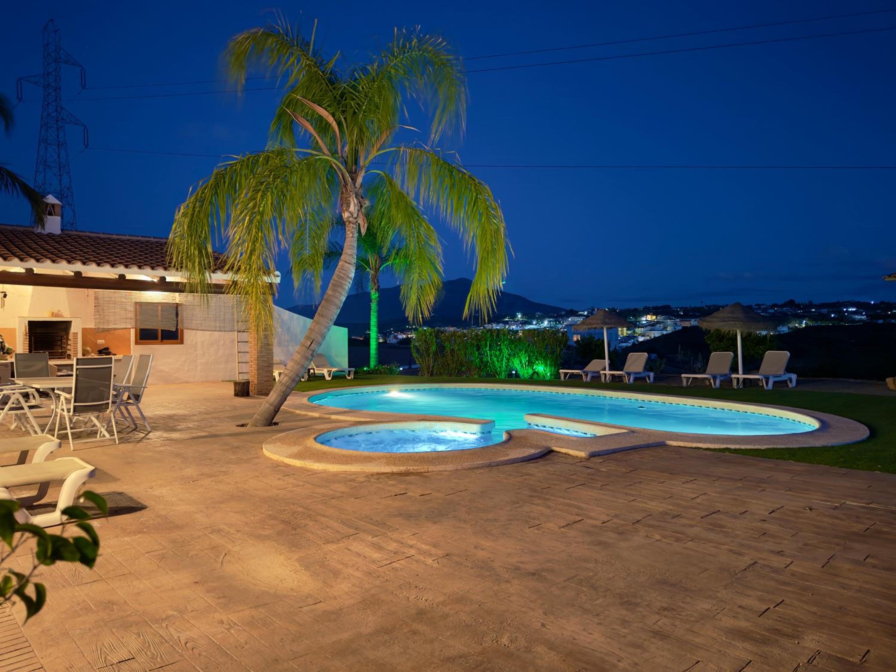 Finca el Cerro - Piscina y Jacuzzi