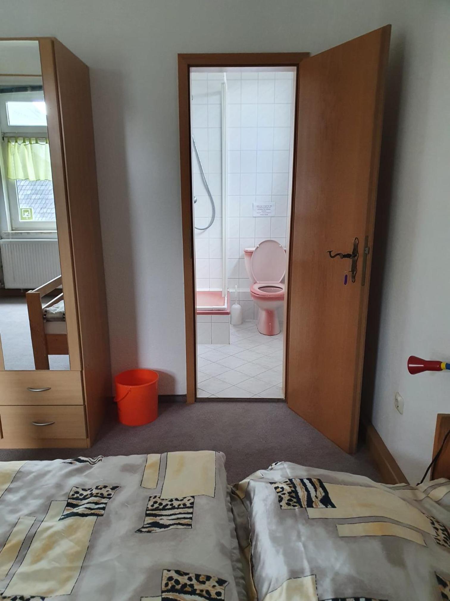 Monteurzimmer Alte Schule Heberndorf 1
