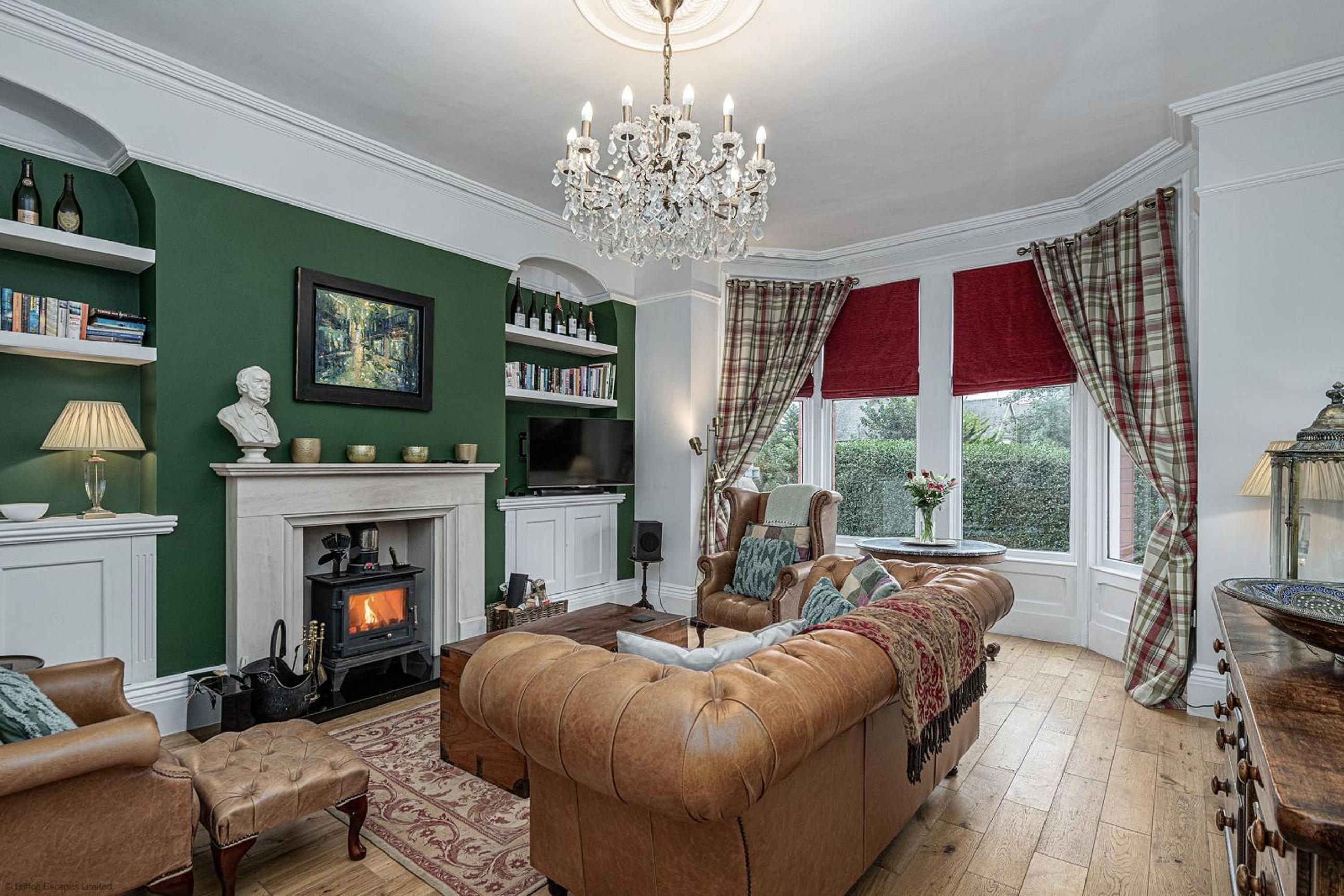 No22, Llandudno - Stylish & Cosy Period Apartment, with Hot Tub & Private Parking view 3