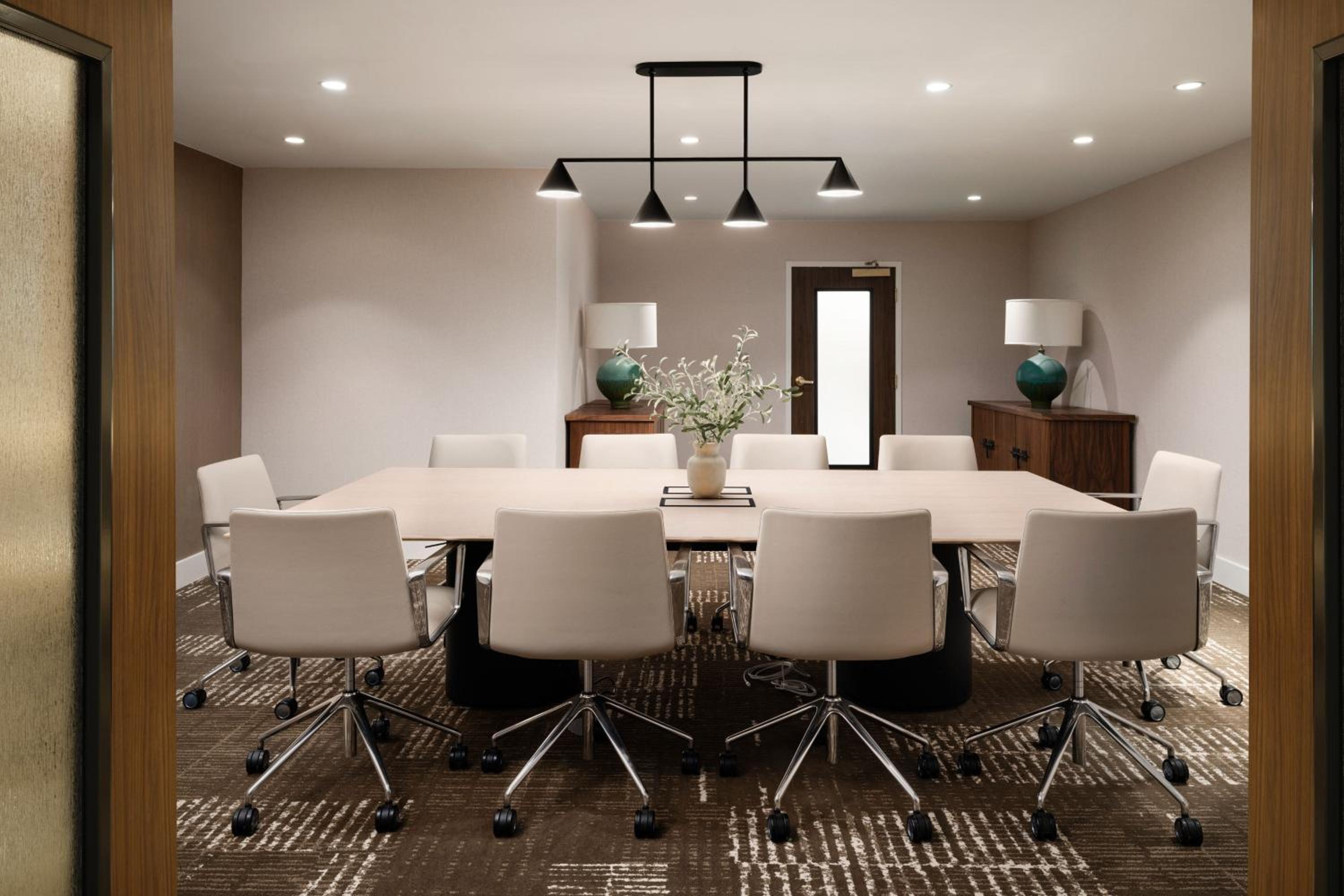 Courtyard by Marriott Los Angeles Pasadena Old Town - Property Image 25