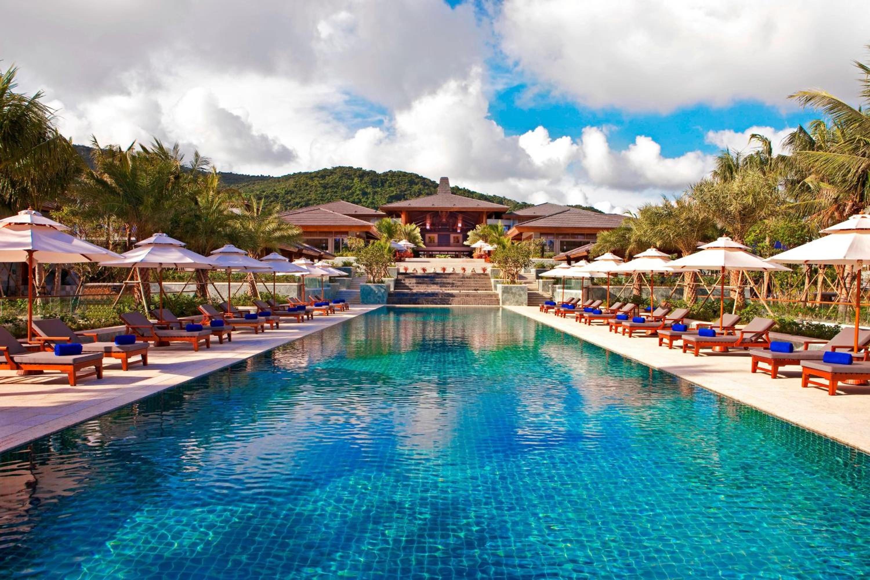 Le Méridien Shimei Bay Beach Resort & Spa