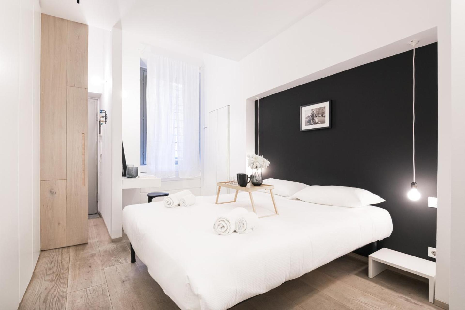Easylife - Milano - Corso Garibaldi 44 - Brera