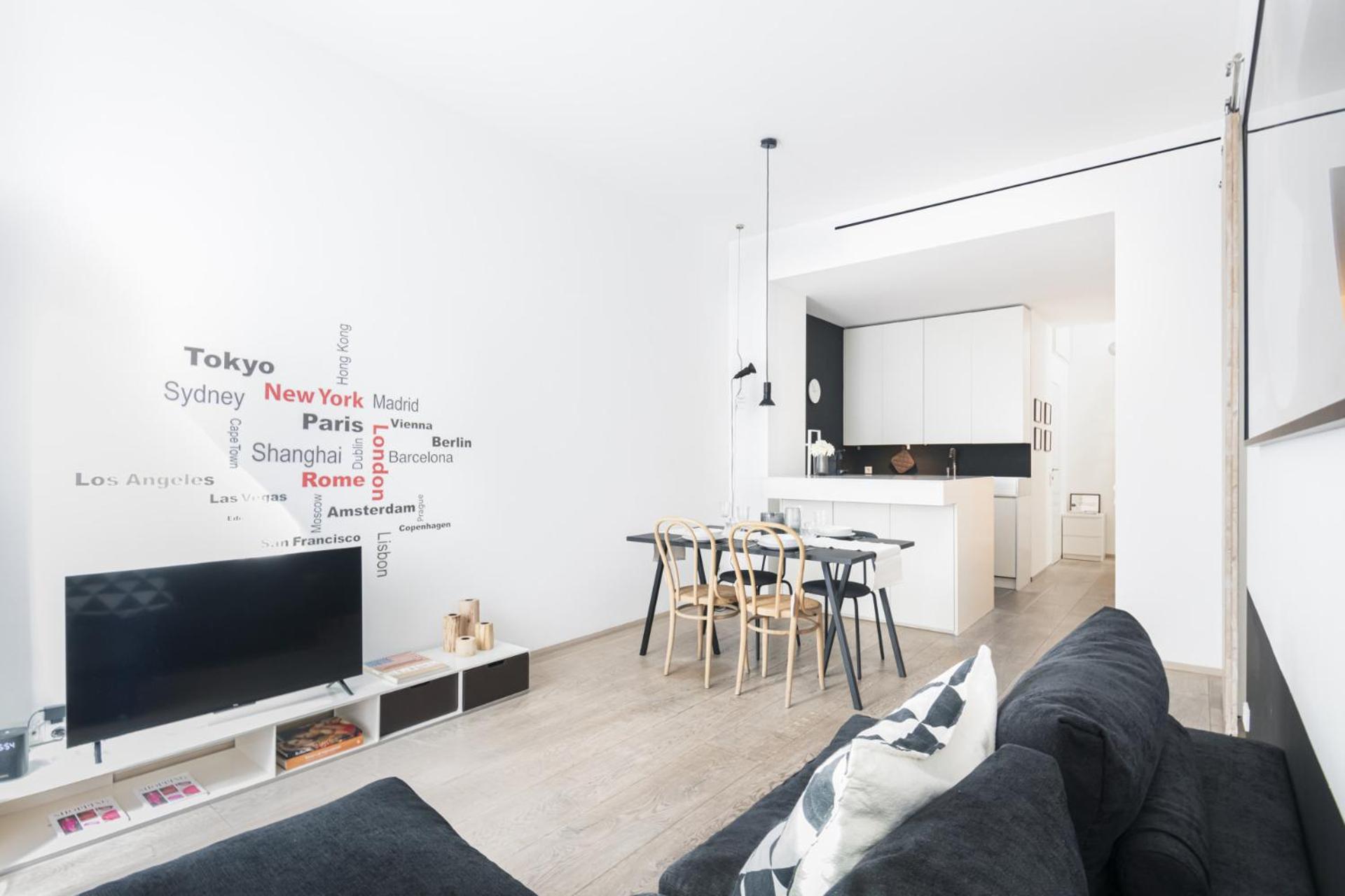Easylife - Milano - Corso Garibaldi 44 - Brera