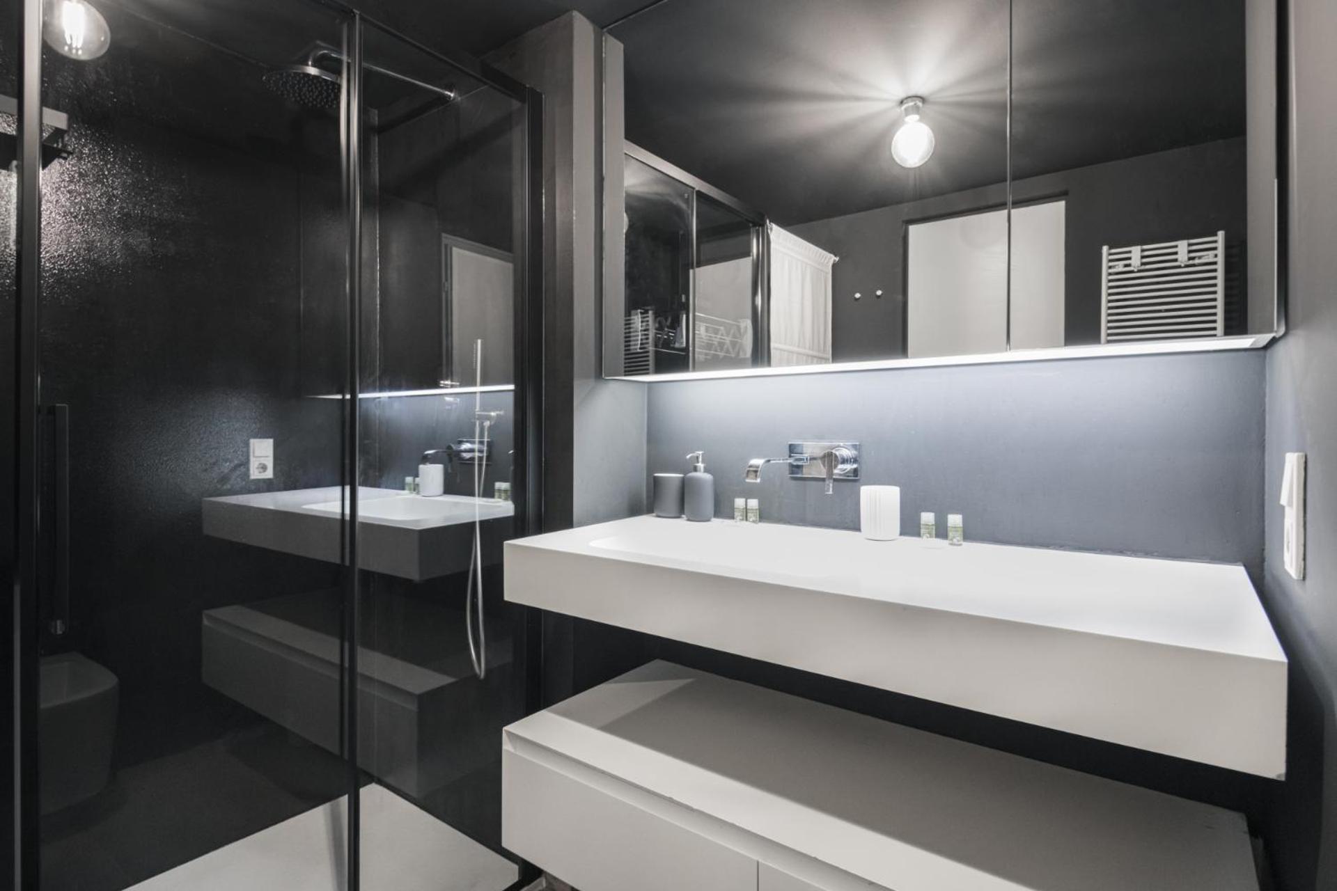 Easylife - Milano - Corso Garibaldi 44 - Brera