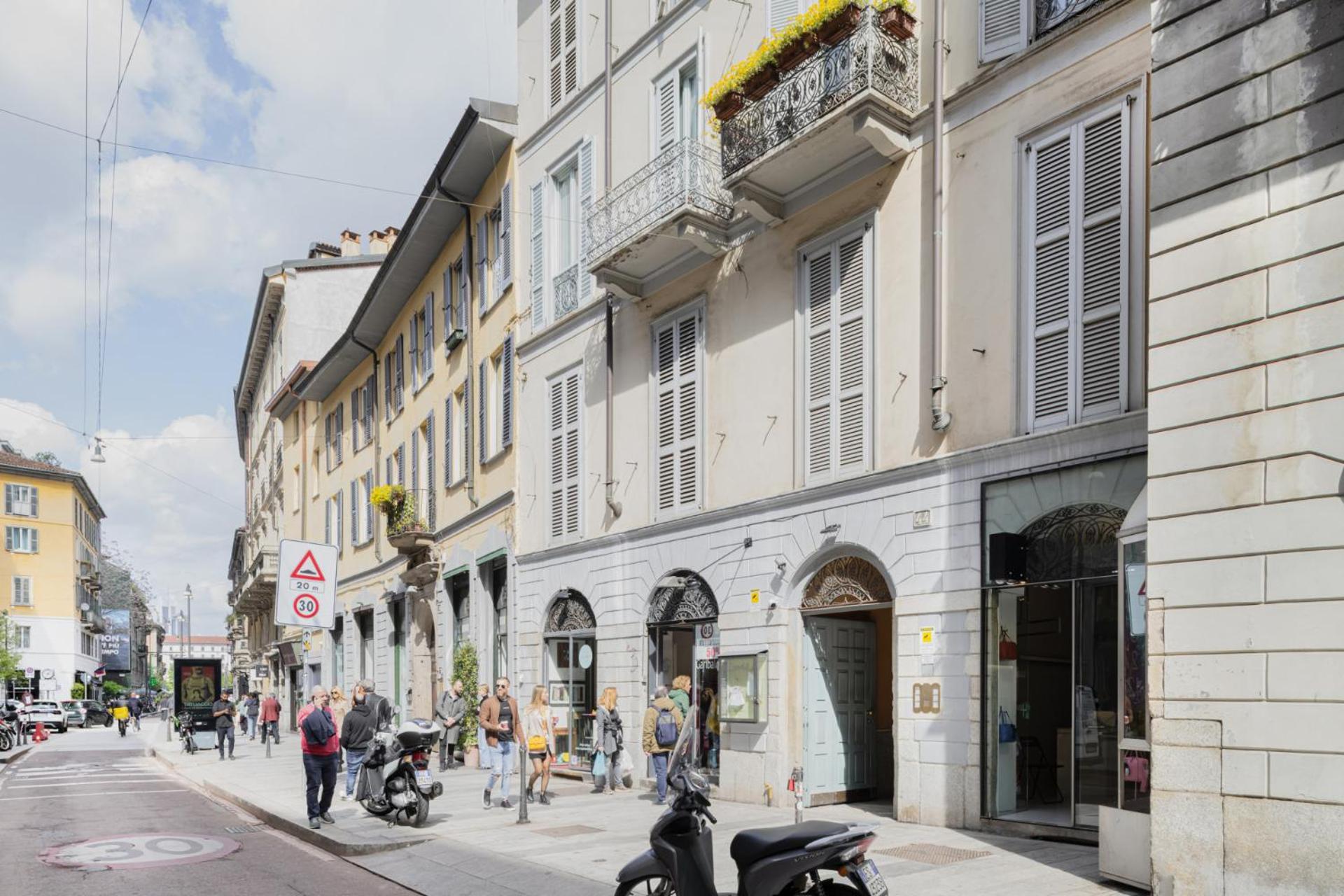 Easylife - Milano - Corso Garibaldi 44 - Brera
