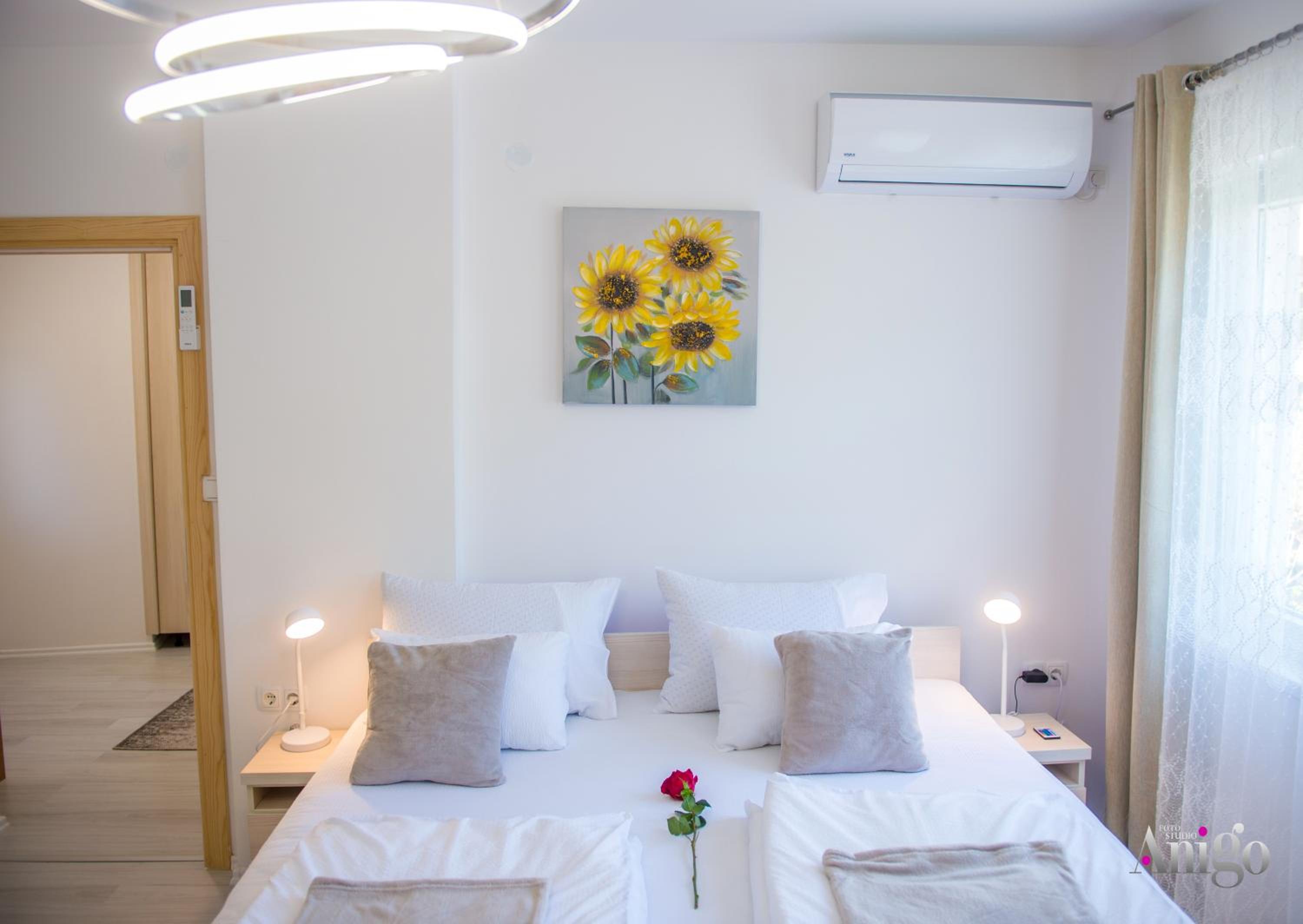 Apartments Charm Nest