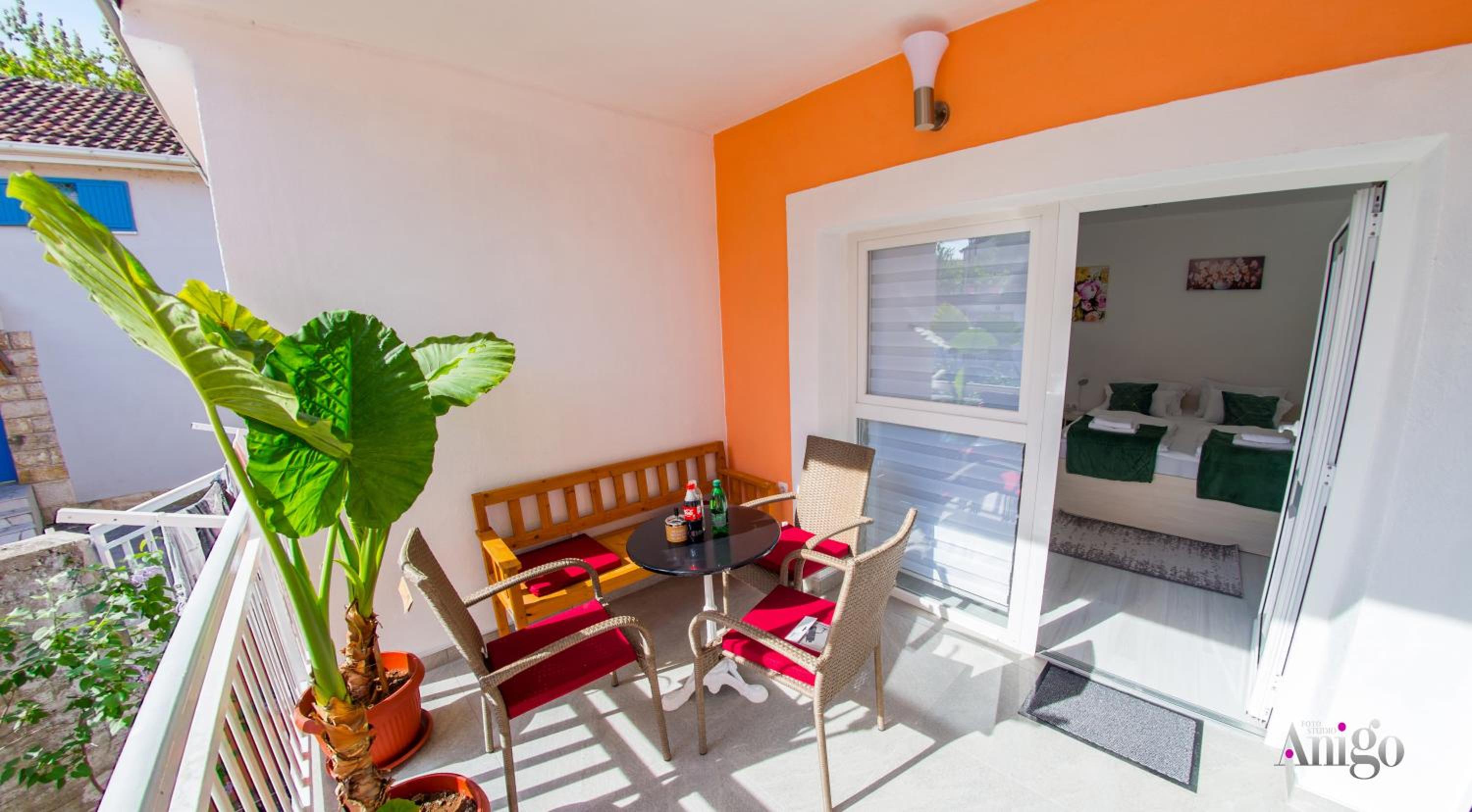Apartments Charm Nest
