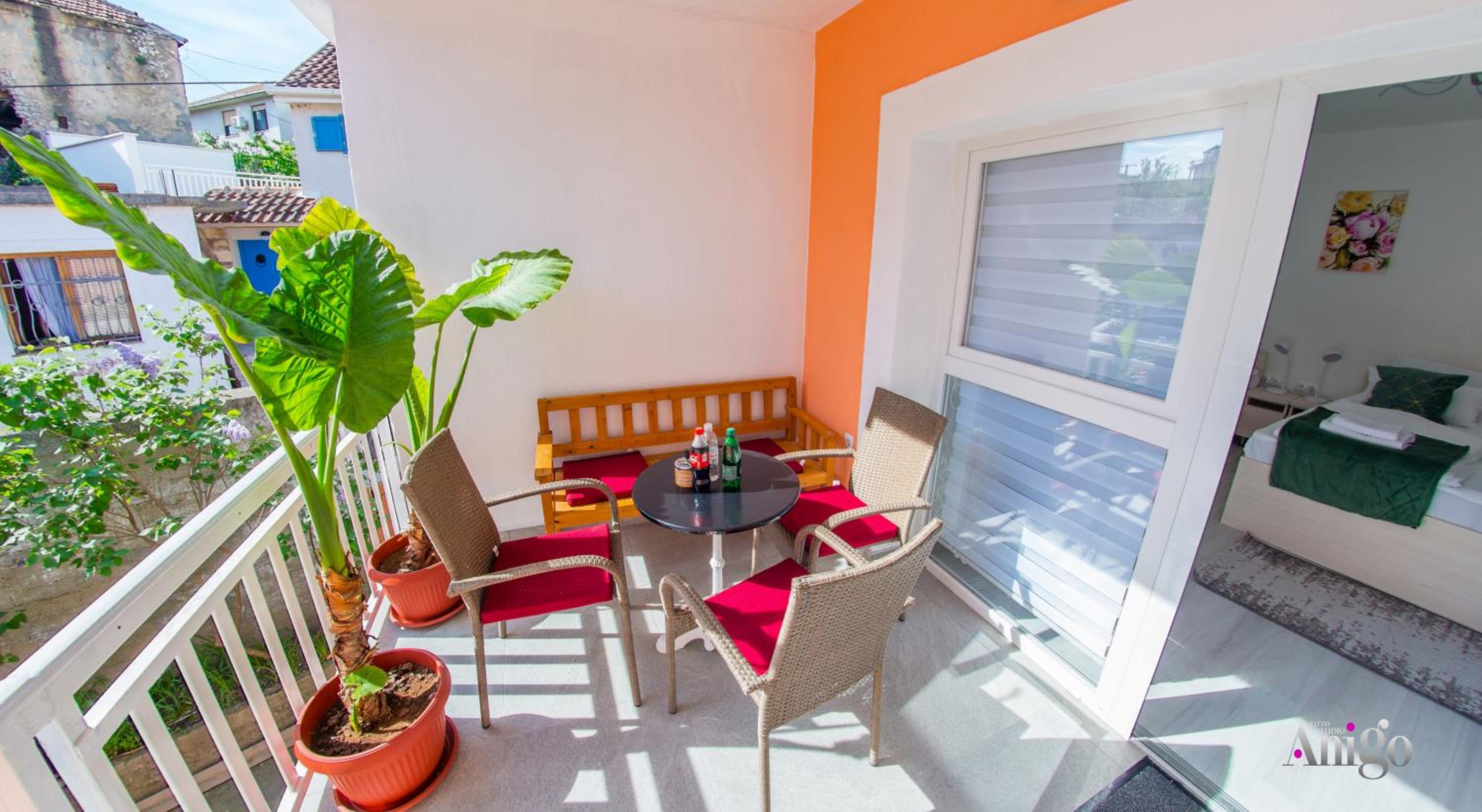 Apartments Charm Nest
