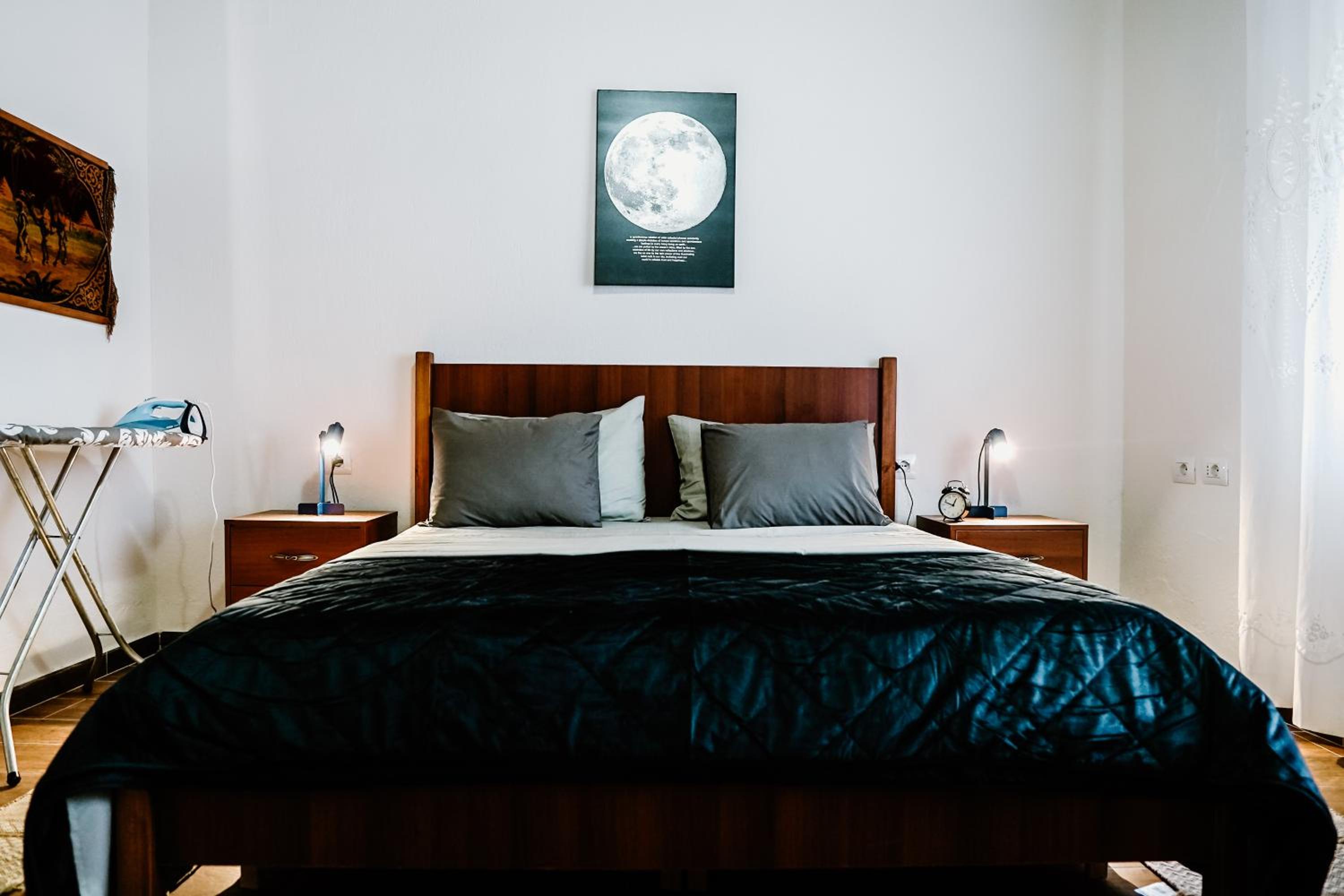 City Grove: Blooms and Beds
