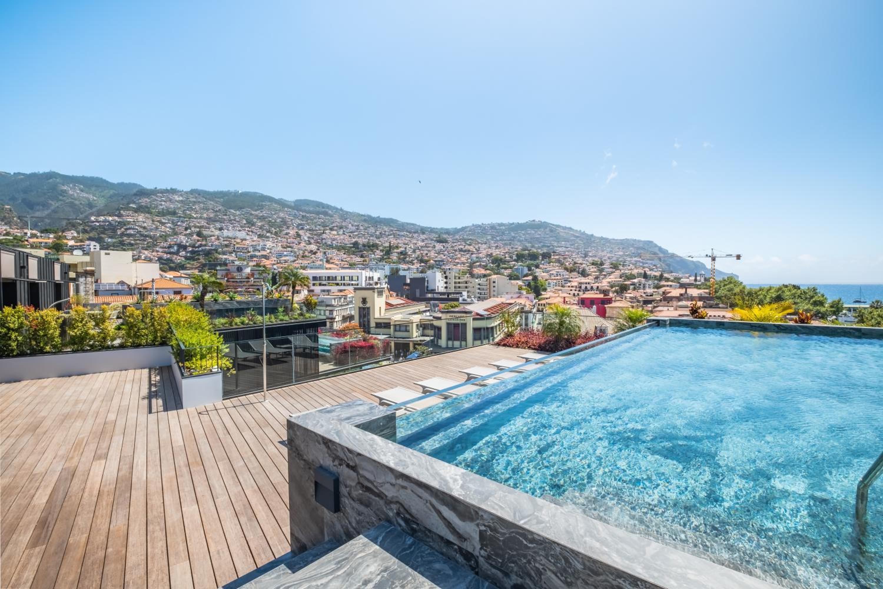 Exclusive Terrace and Grill at Savoy Insular