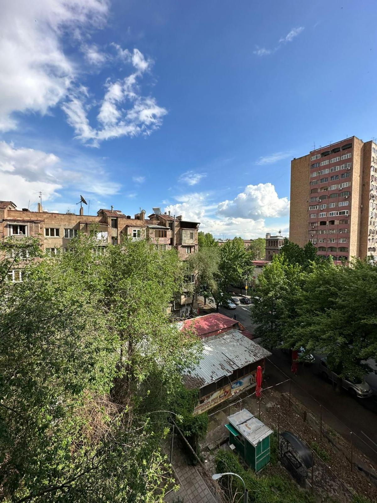 Nice Apartment on Saryan Street