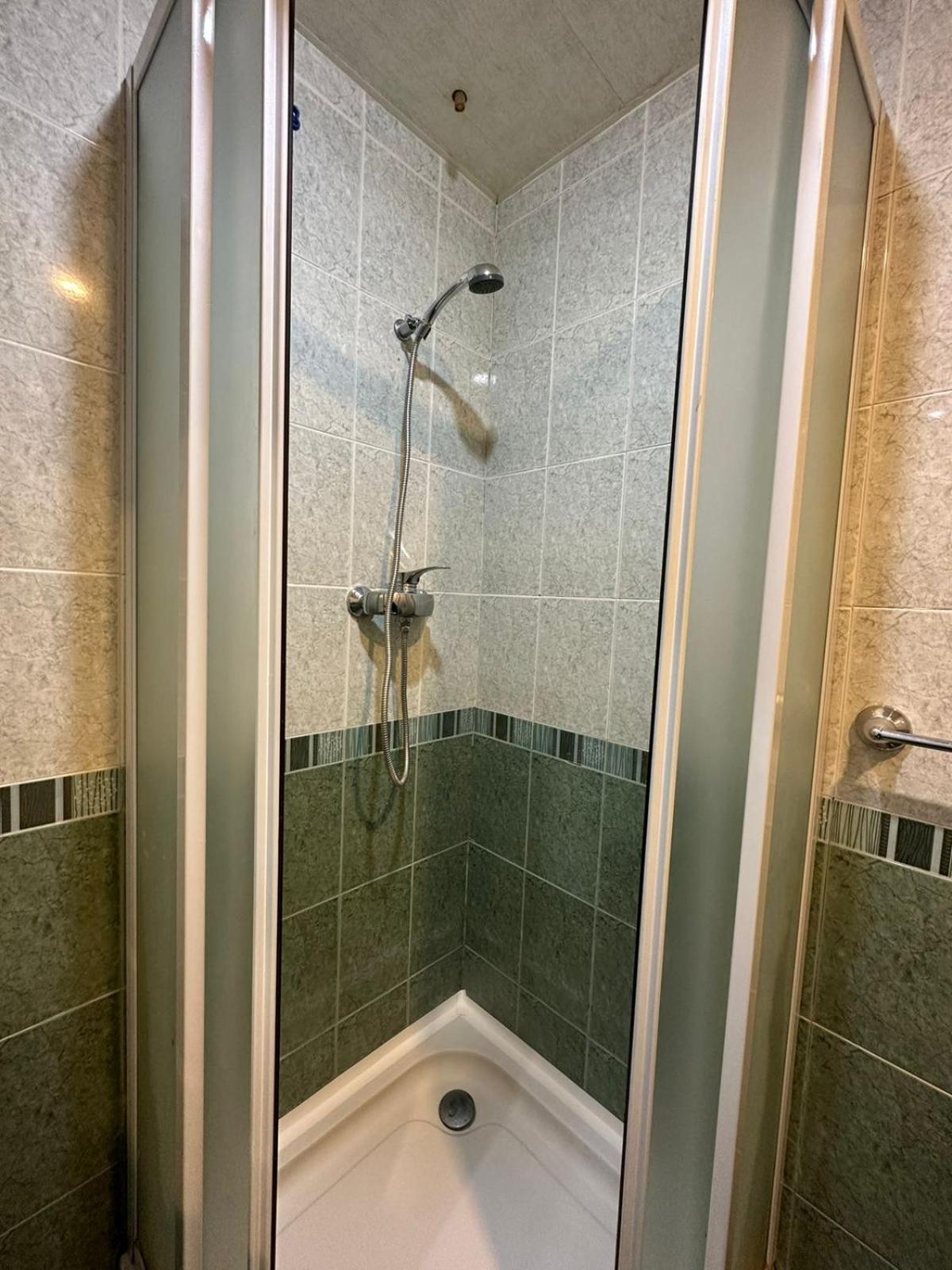 Nice Apartment on Saryan Street