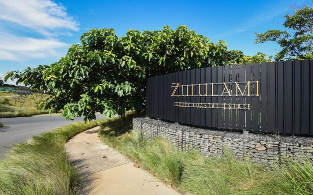 Valley Views Luxury Homes view 2