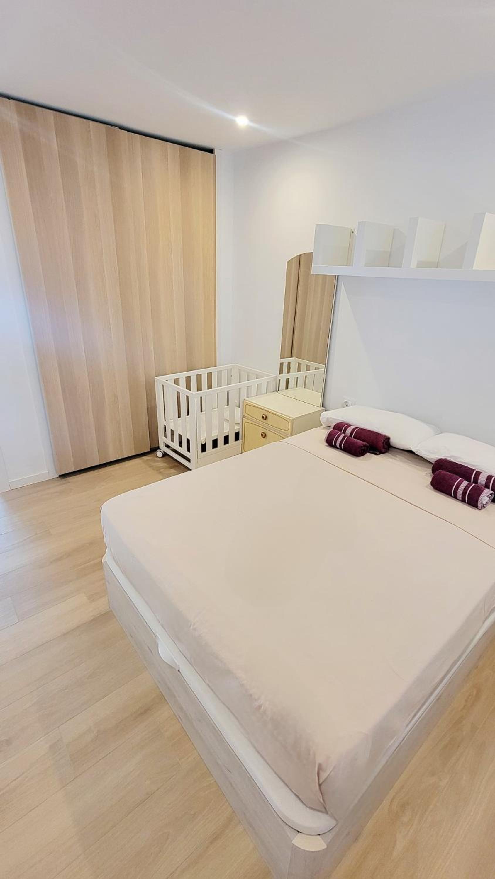 Apartamento con piscina privada