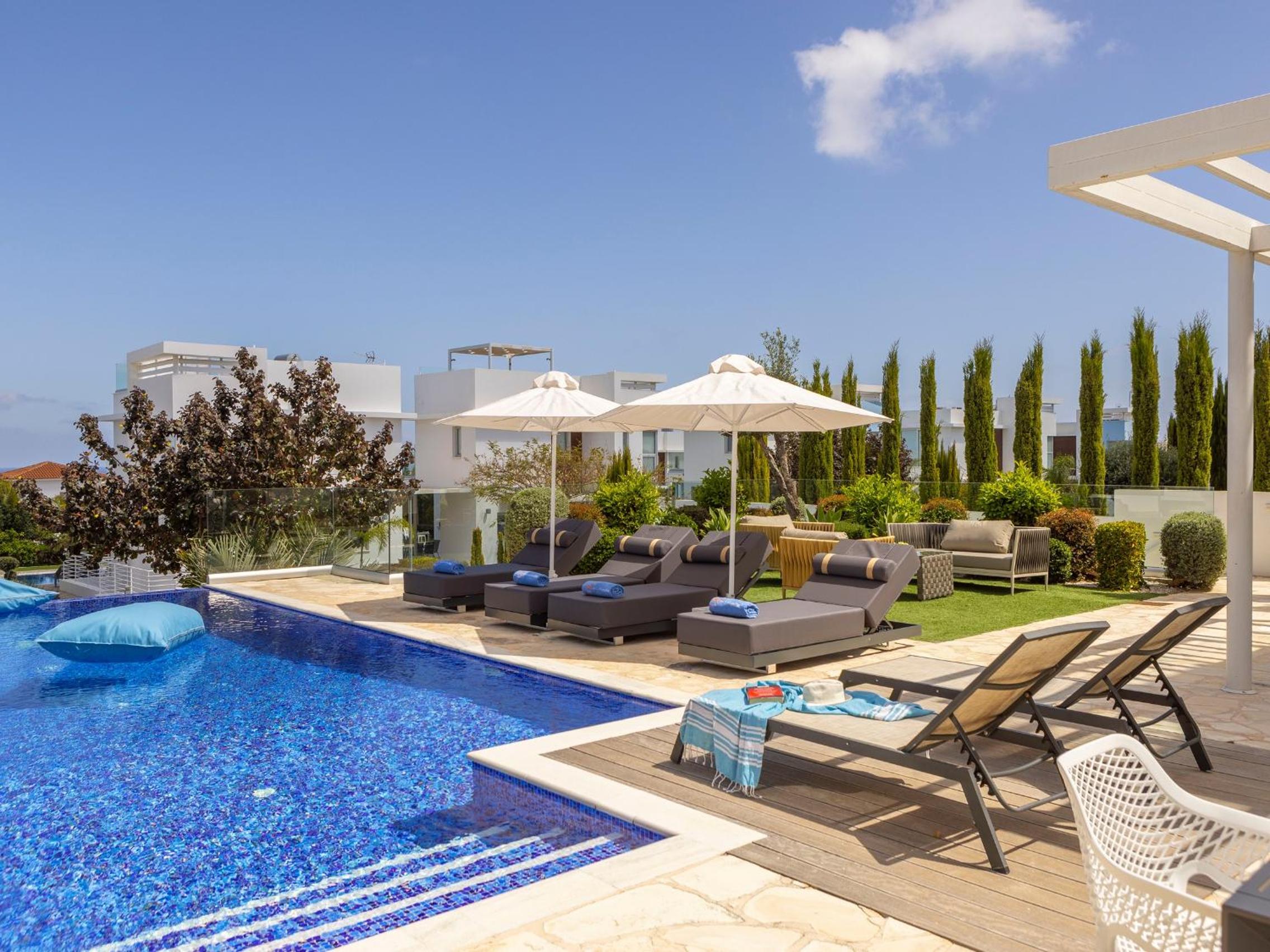 Villa Natalie-Mylos H24
