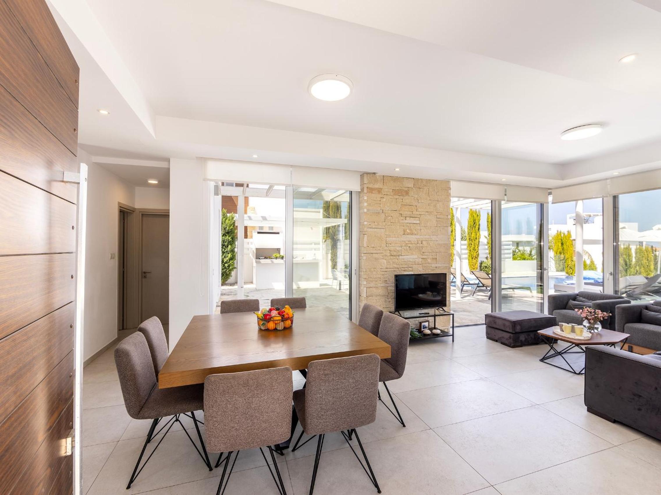 Villa Natalie-Mylos H24