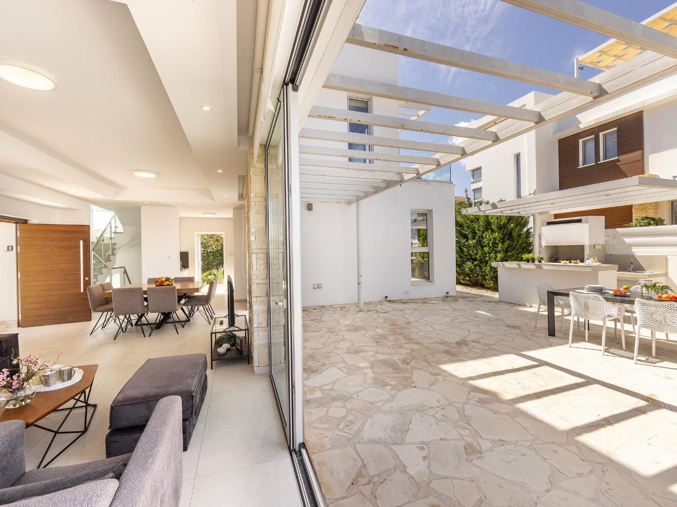 Villa Natalie-Mylos H24
