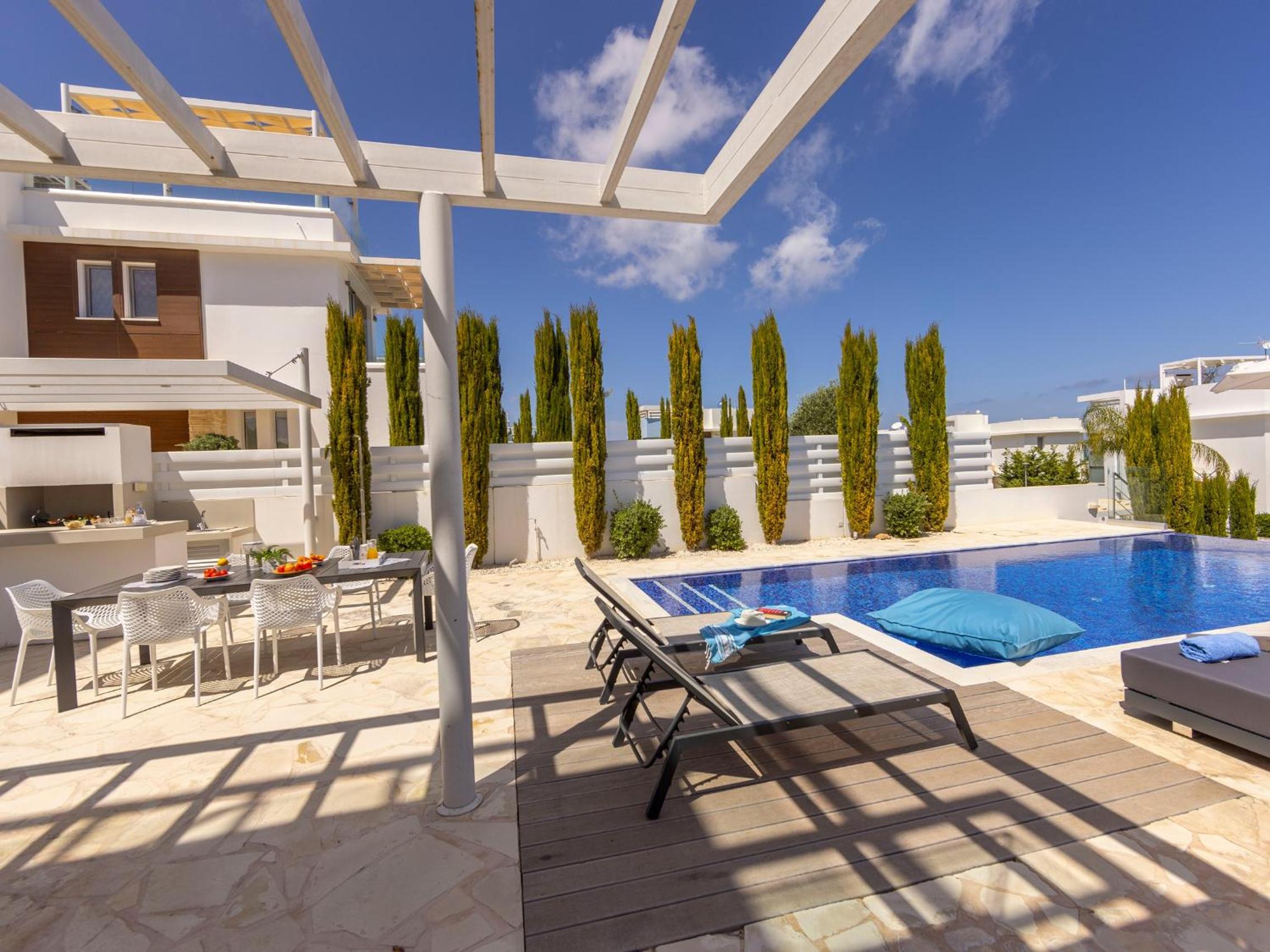 Villa Natalie-Mylos H24