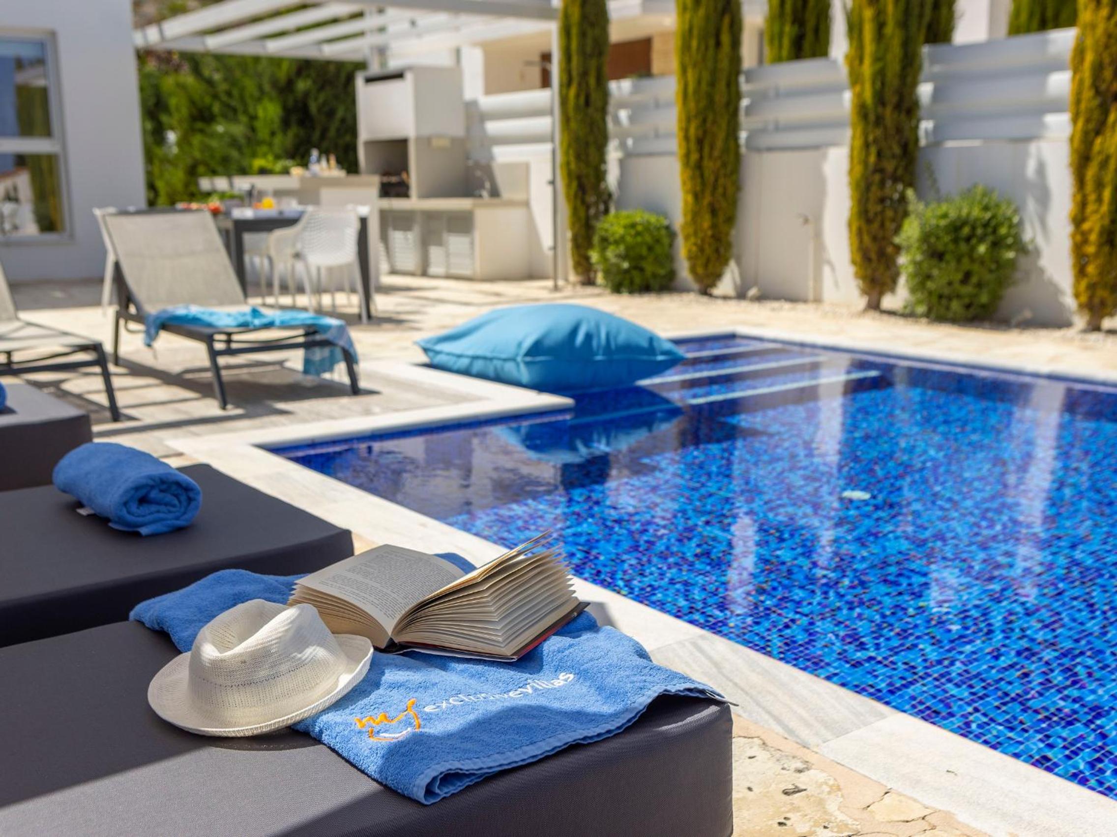 Villa Natalie-Mylos H24