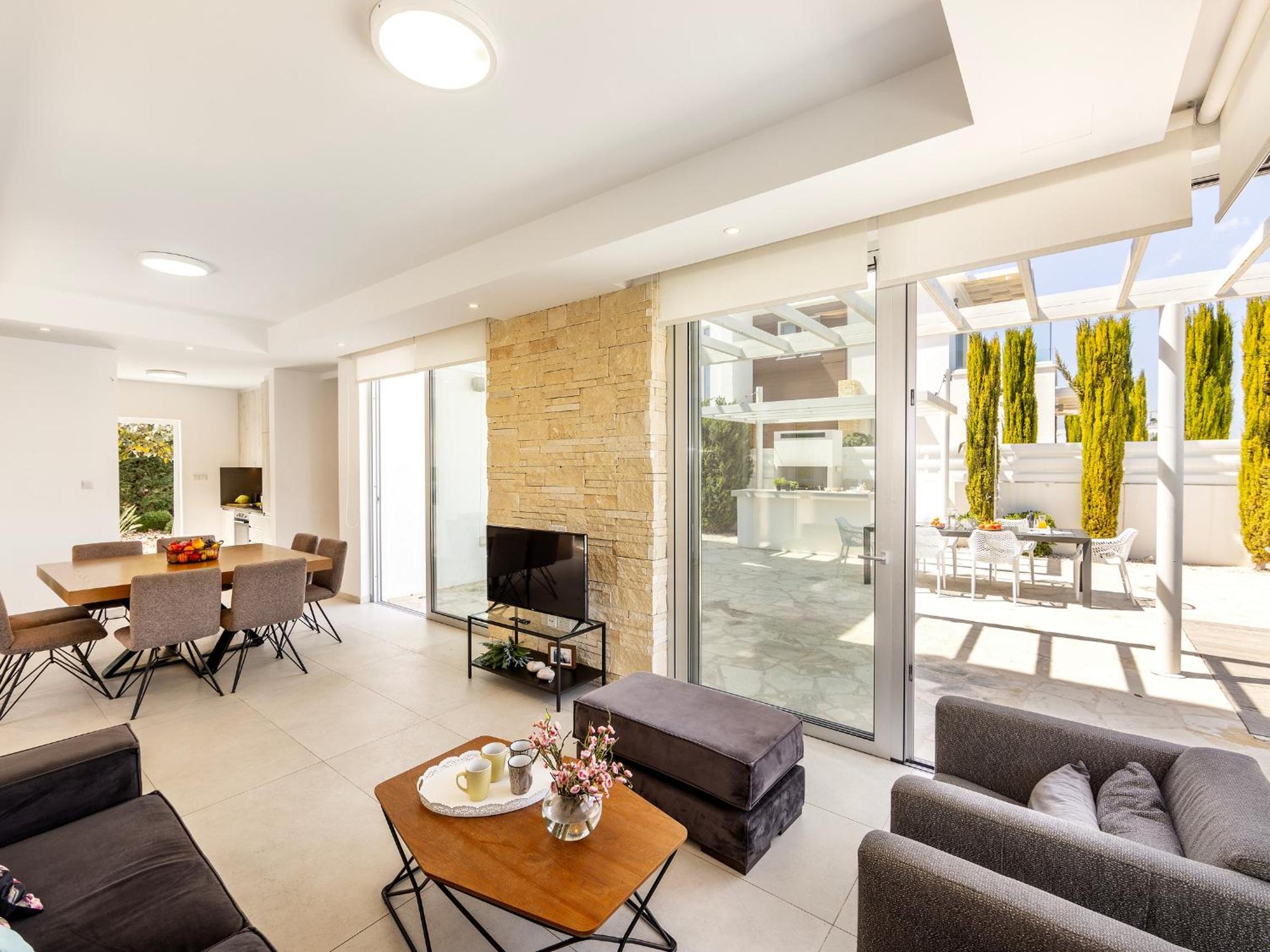 Villa Natalie-Mylos H24
