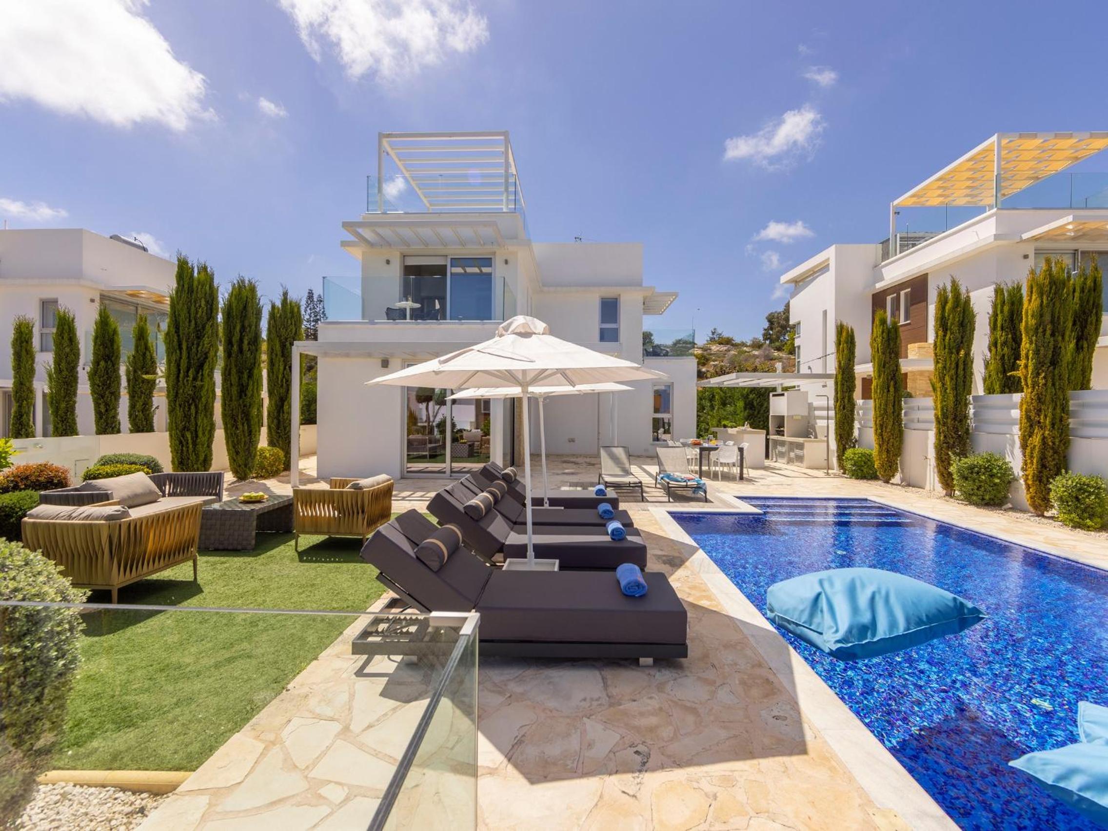 Villa Natalie-Mylos H24