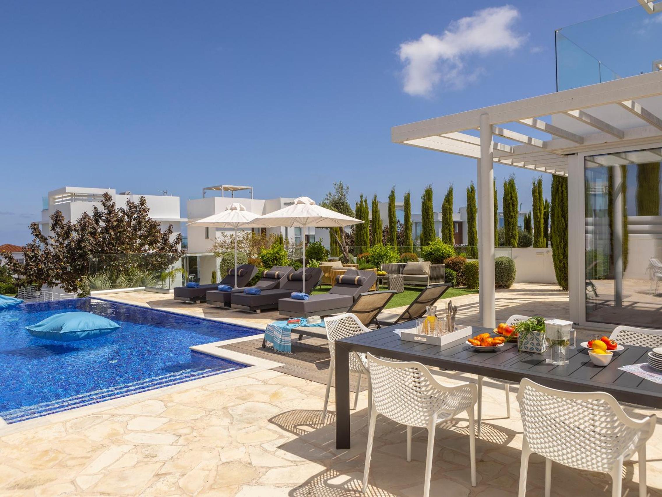 Villa Natalie-Mylos H24