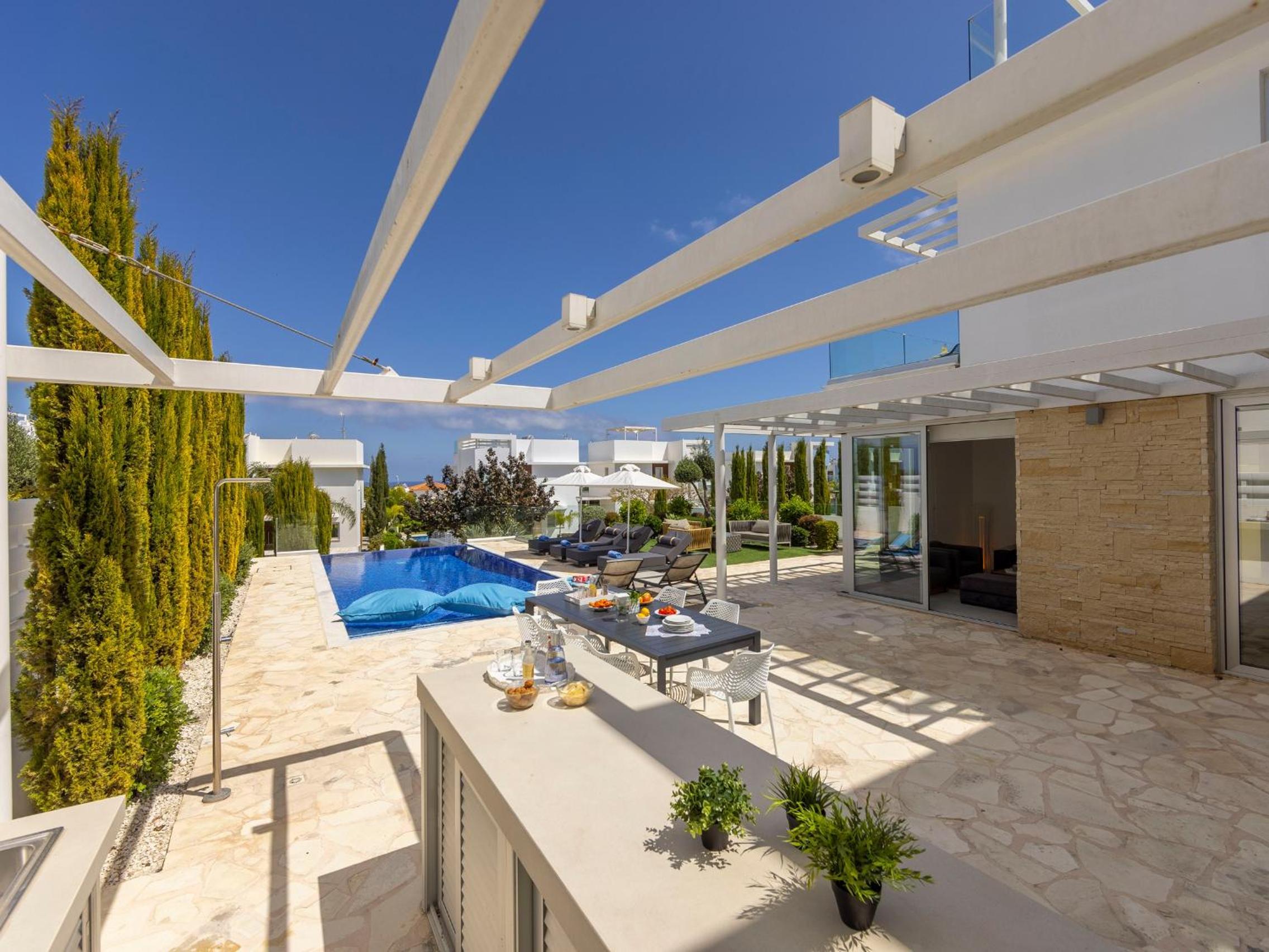 Villa Natalie-Mylos H24