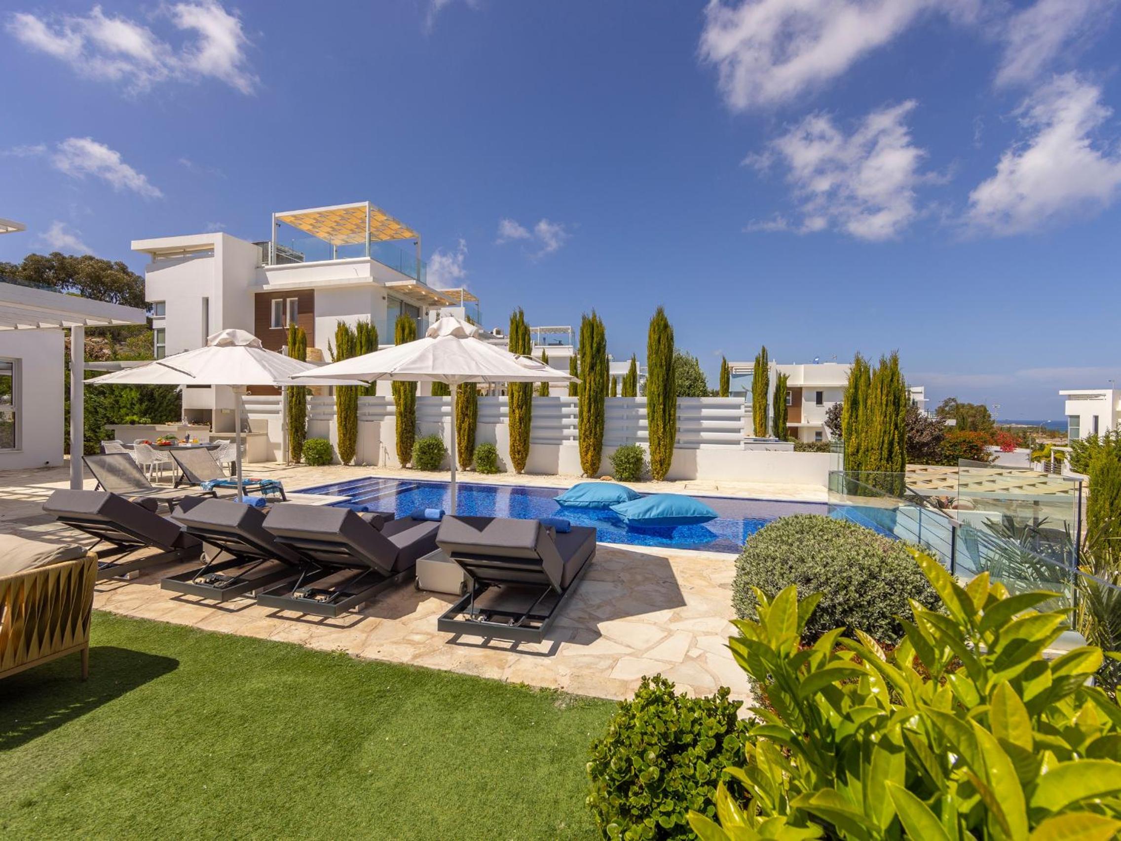 Villa Natalie-Mylos H24