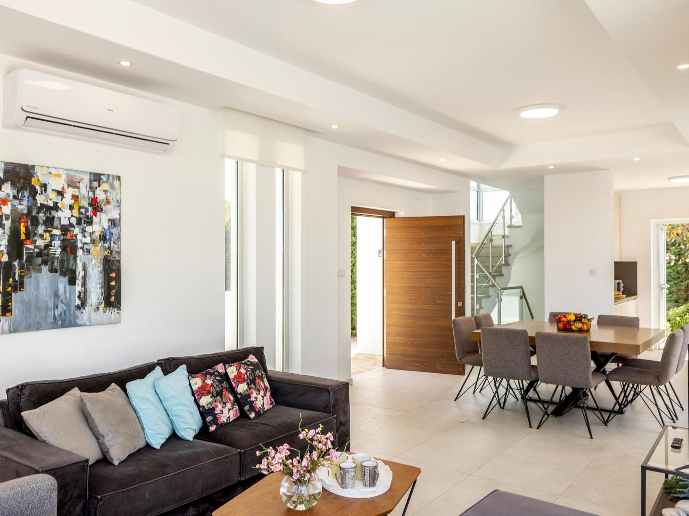 Villa Natalie-Mylos H24