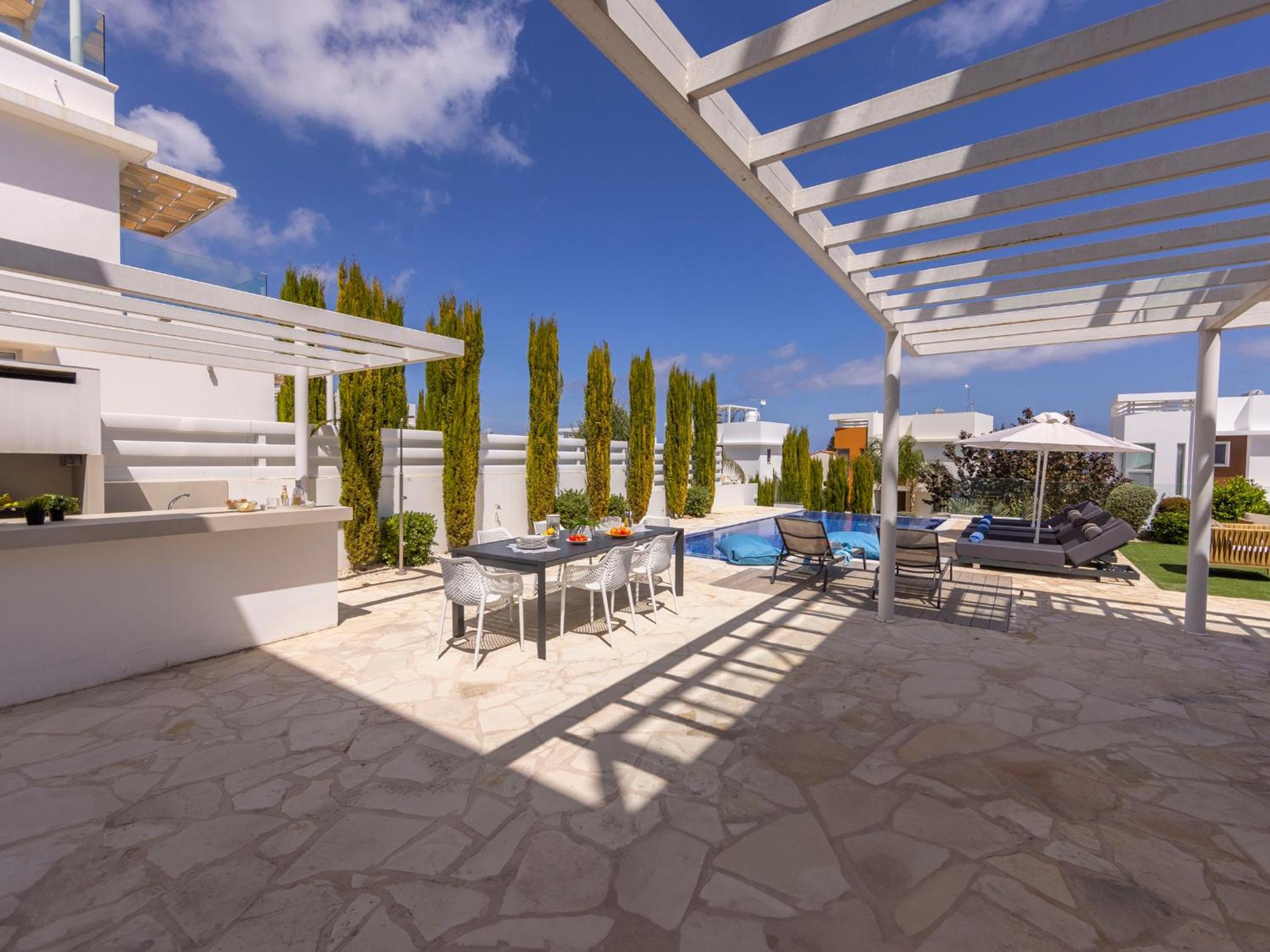 Villa Natalie-Mylos H24