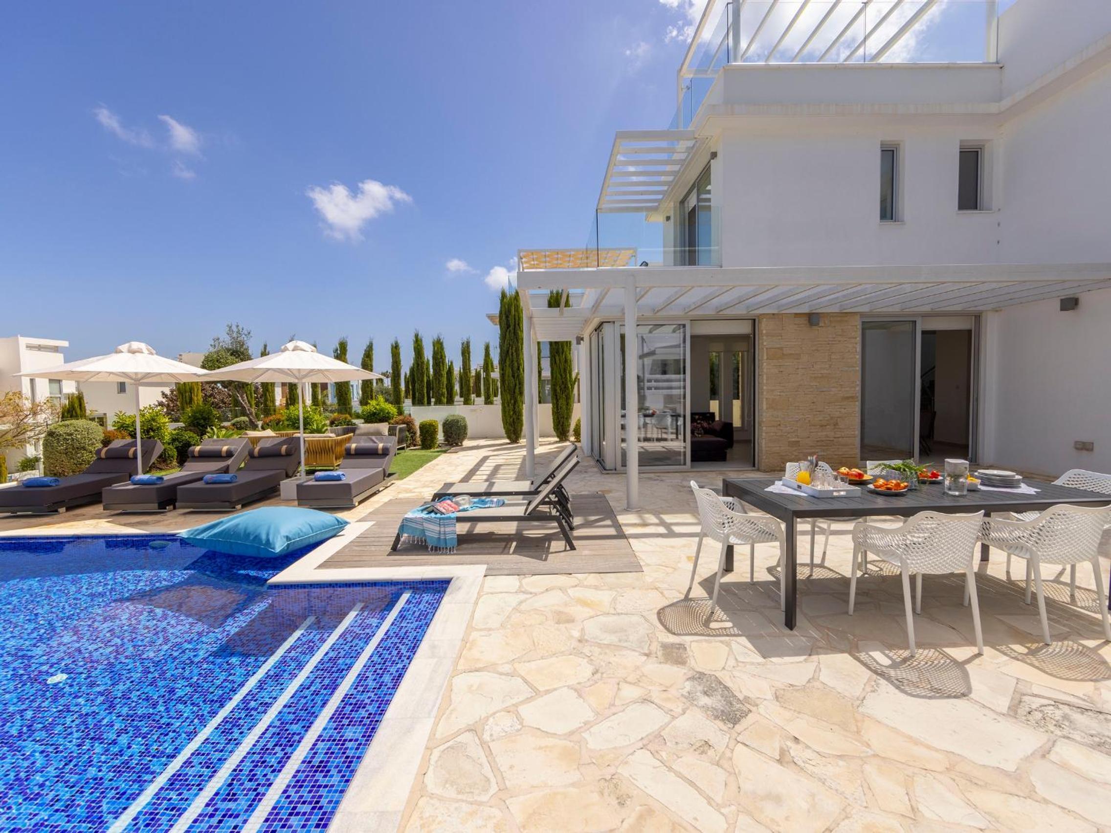 Villa Natalie-Mylos H24