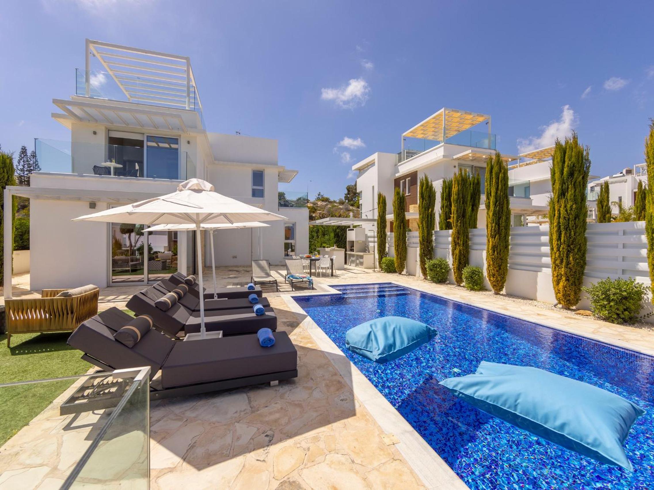 Villa Natalie-Mylos H24