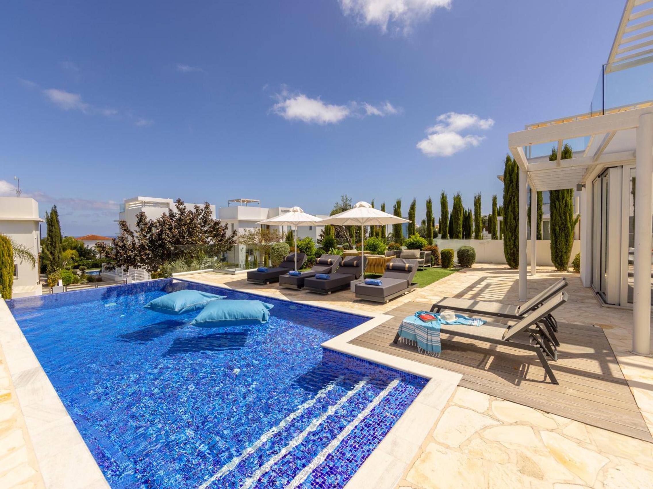 Villa Natalie-Mylos H24