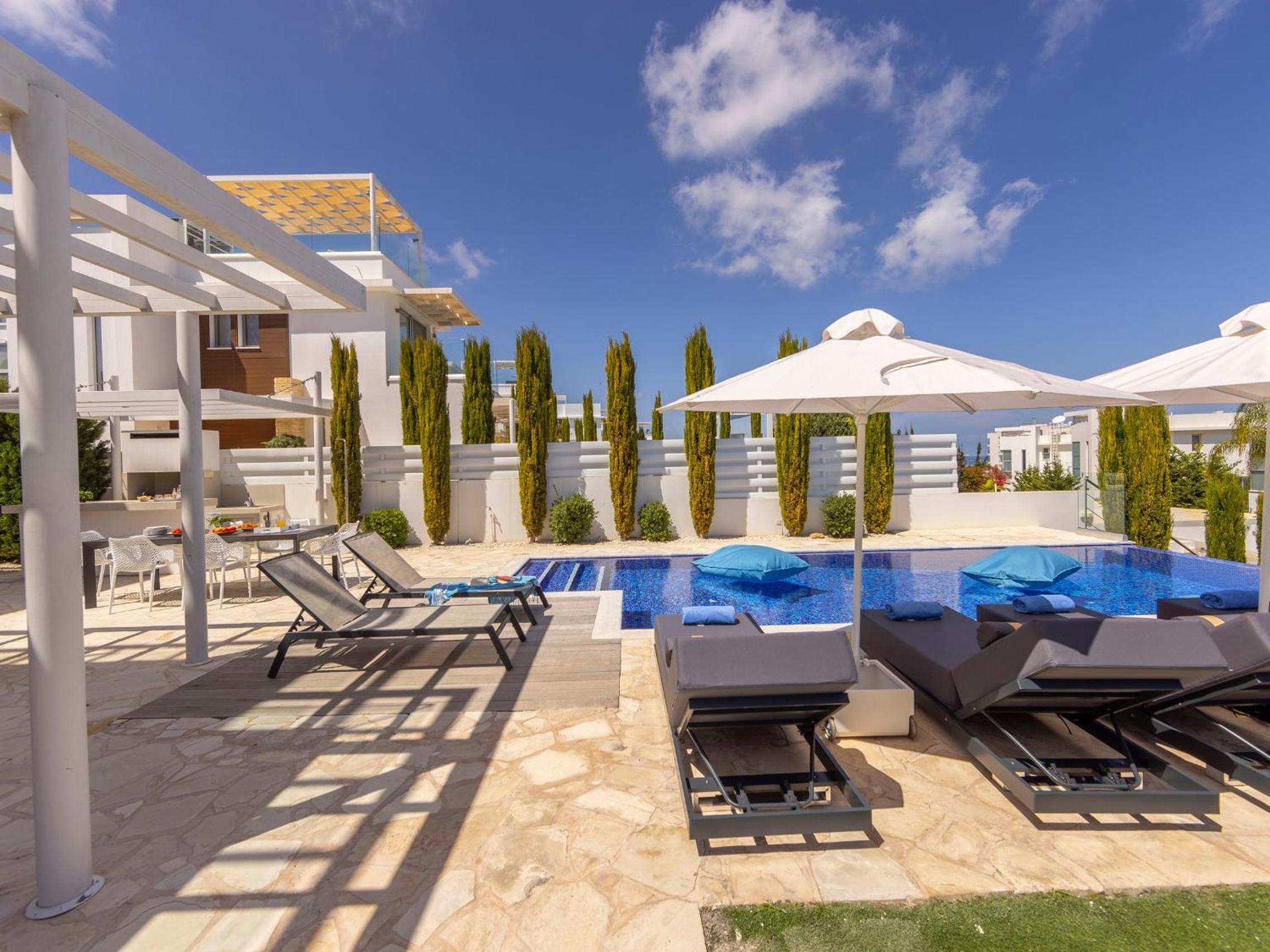Villa Natalie-Mylos H24