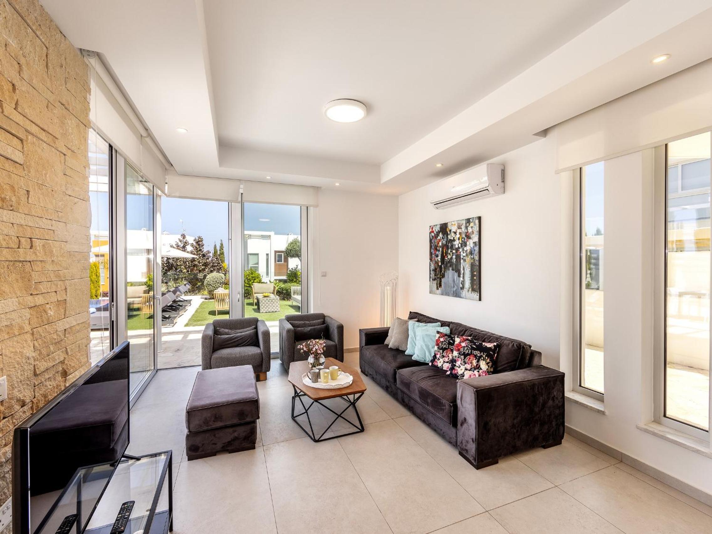Villa Natalie-Mylos H24