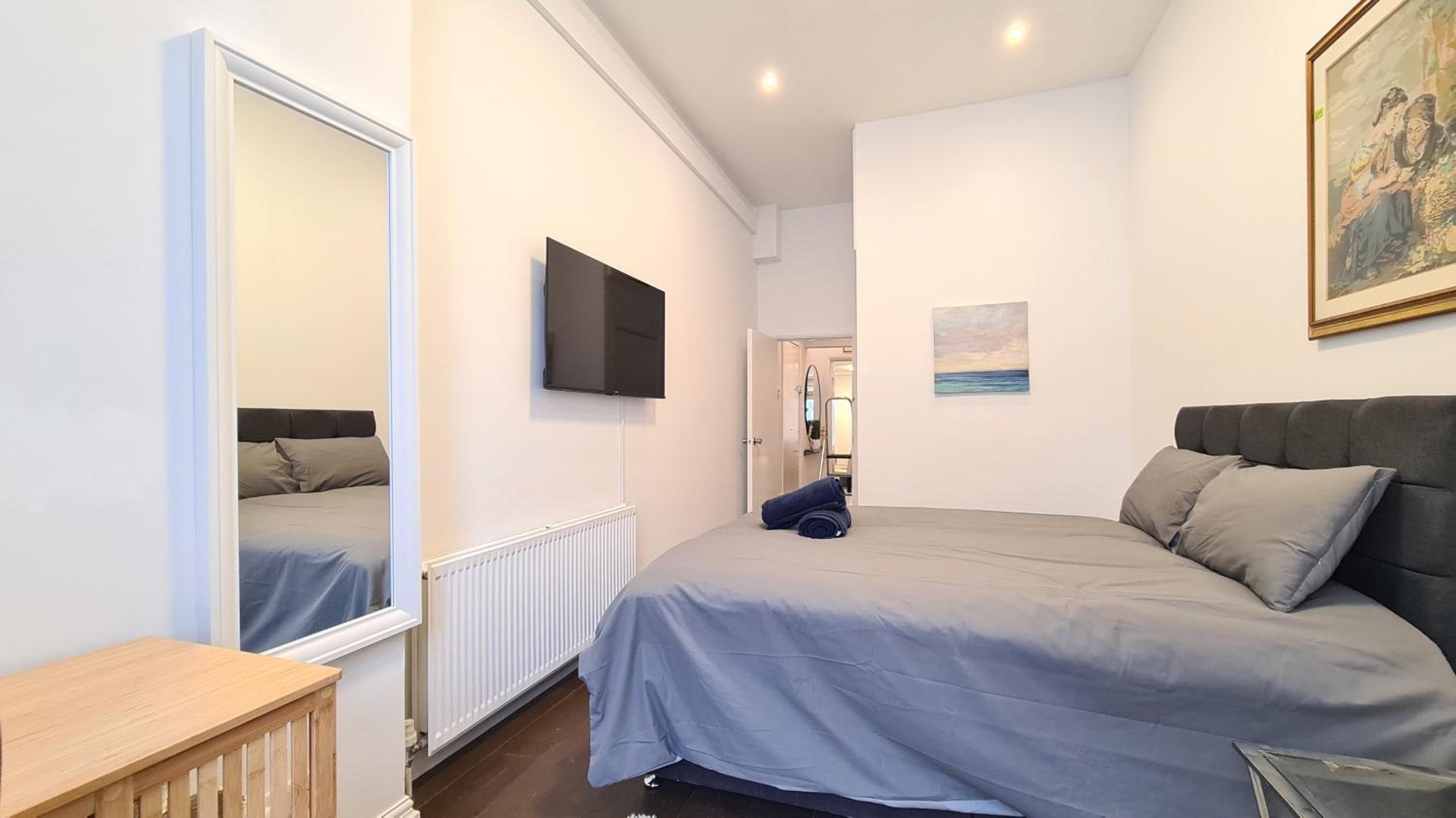 London Nest