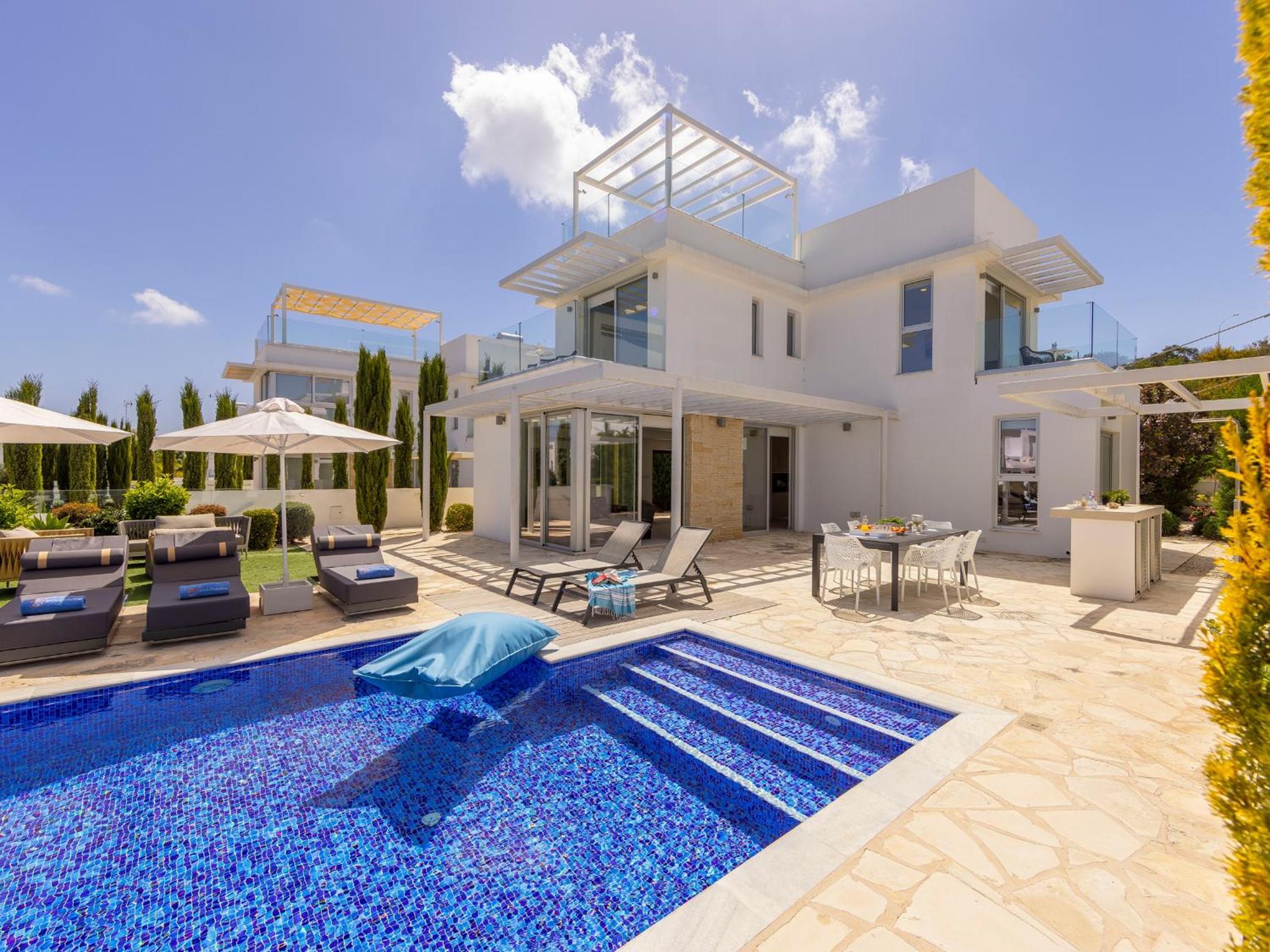 Villa Natalie-Mylos H24