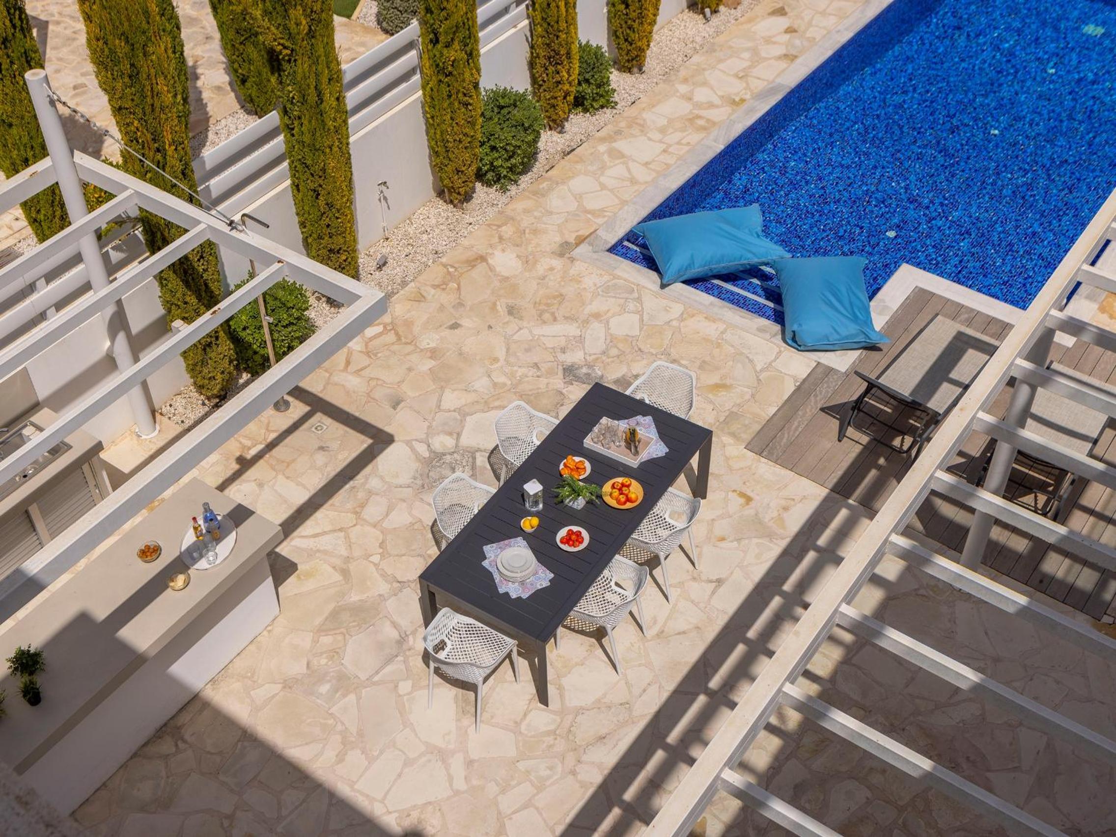 Villa Natalie-Mylos H24