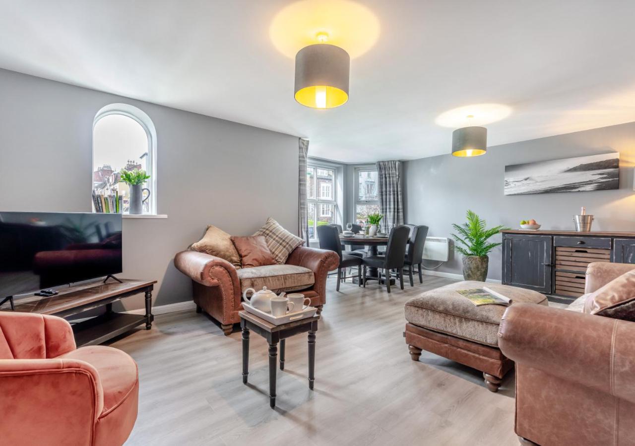 3 Bed in Whitby oc-f28862 view 2