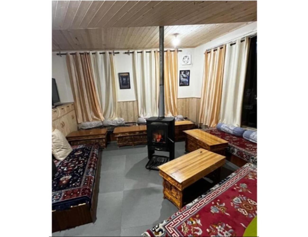 Tashi Deleg Hotel and Restaurant, Lahaul and Spiti view 2