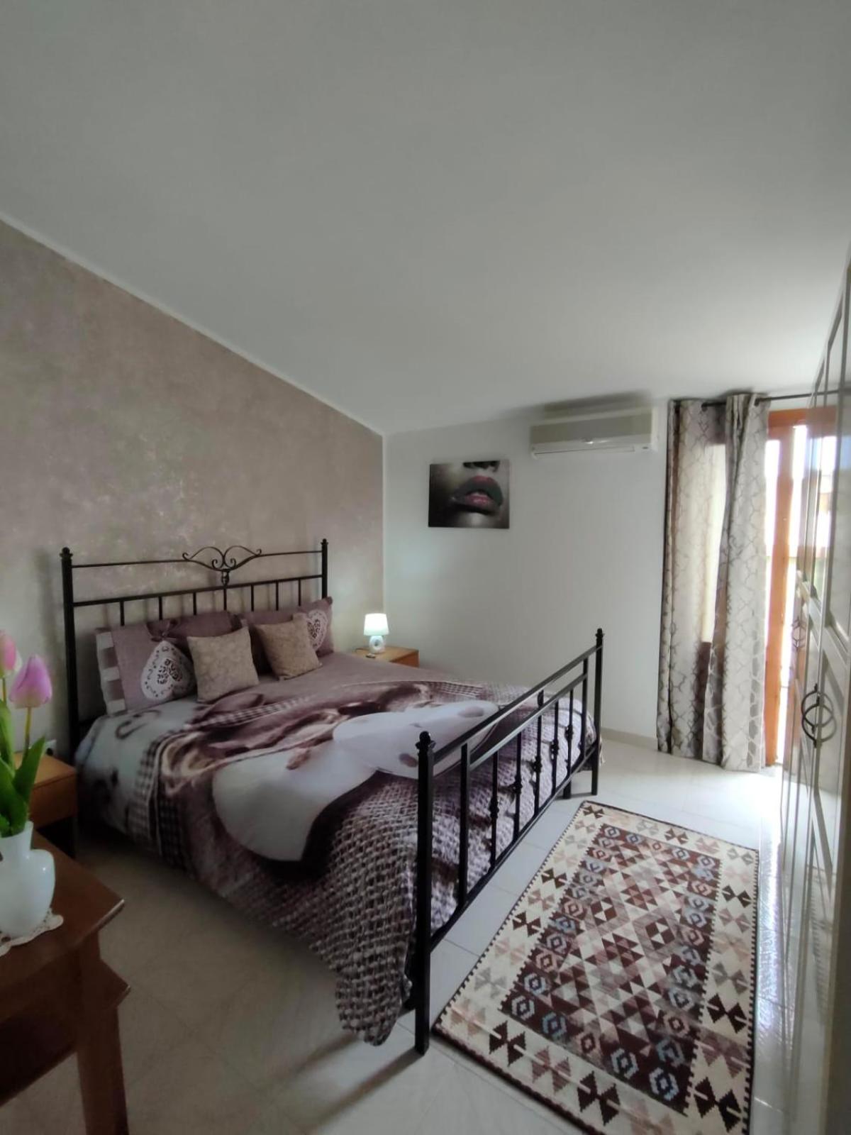 A 300 passi dal mare en Tropea — hotel room