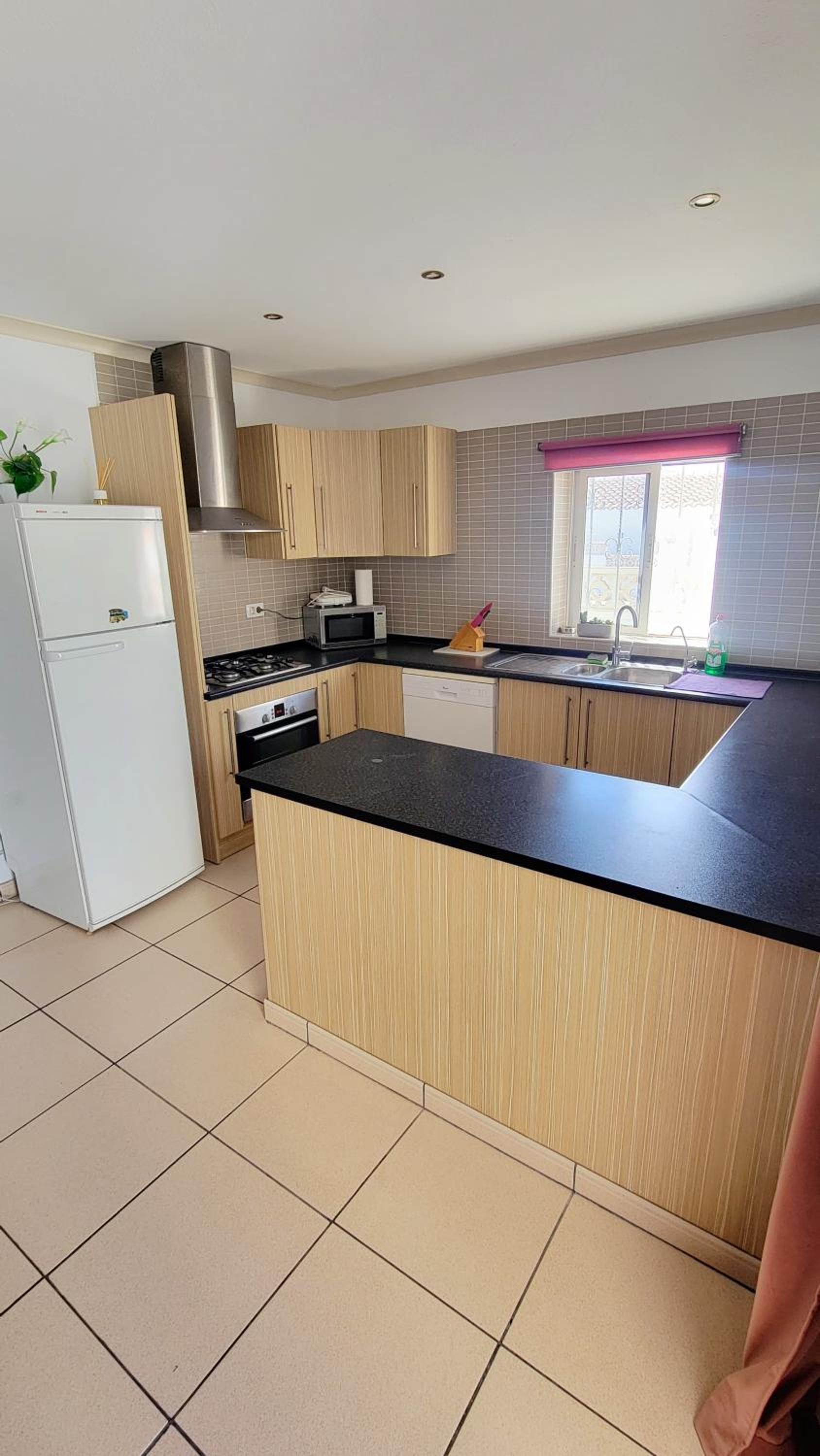 Apartamento con piscina en Aldea Blanca