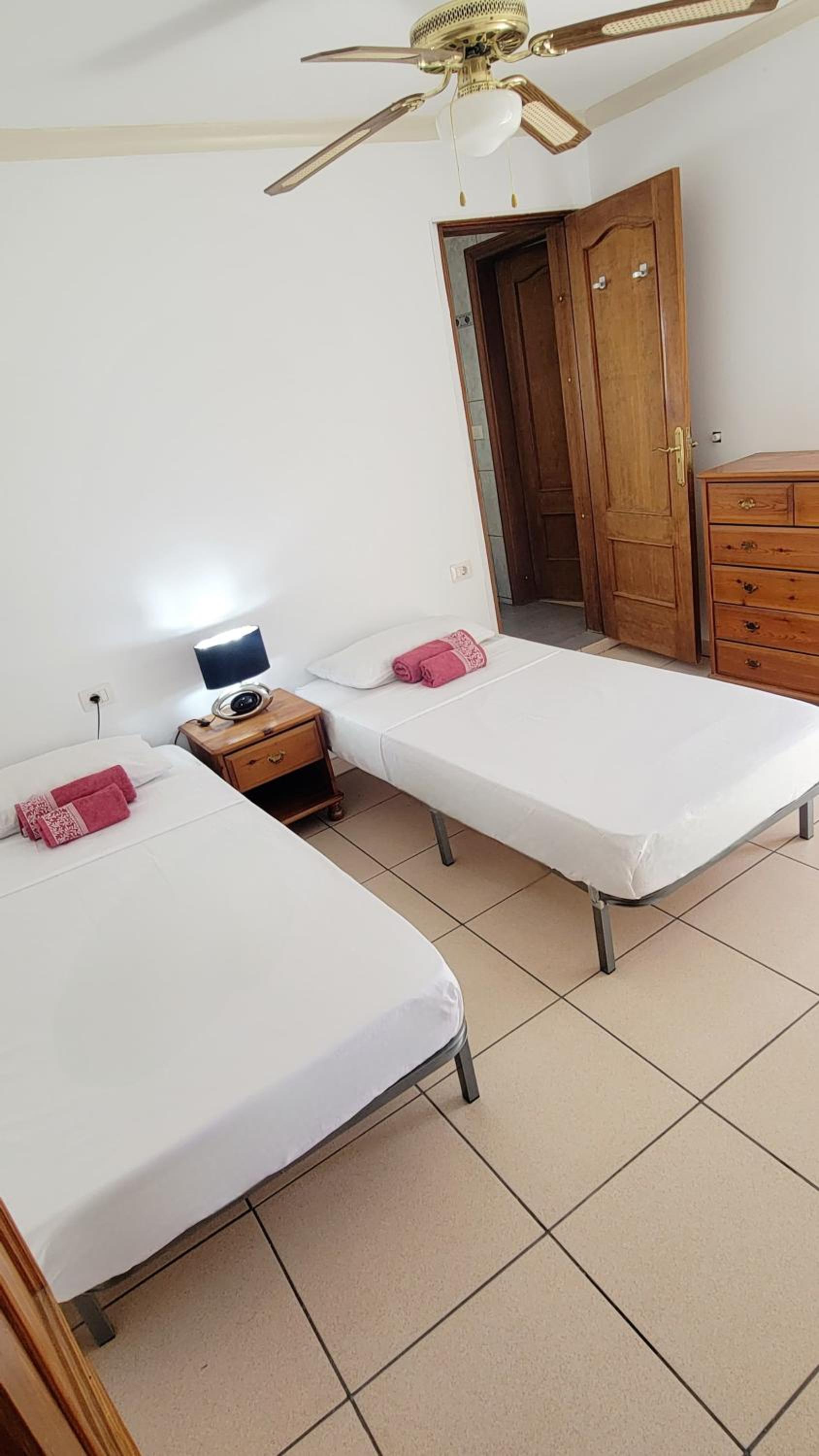 Apartamento con piscina en Aldea Blanca