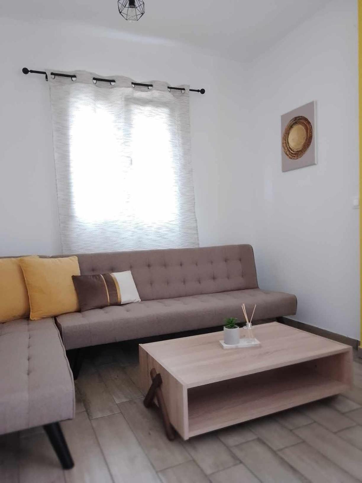 Afionas Cottage